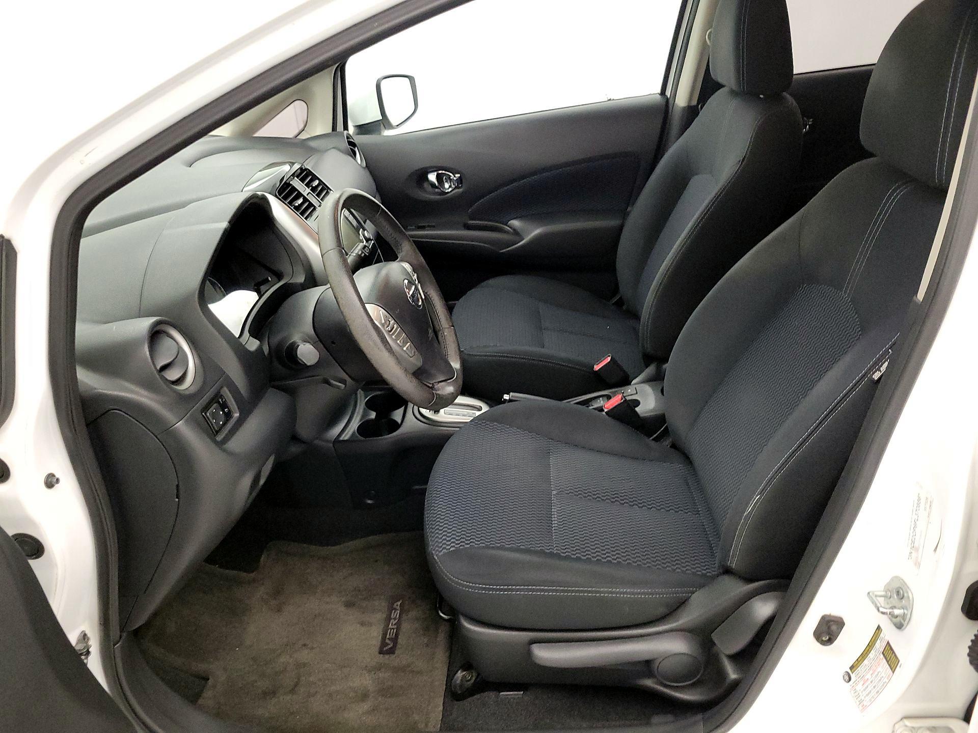 Thumbnail: 2015 Nissan Versa Note - 11