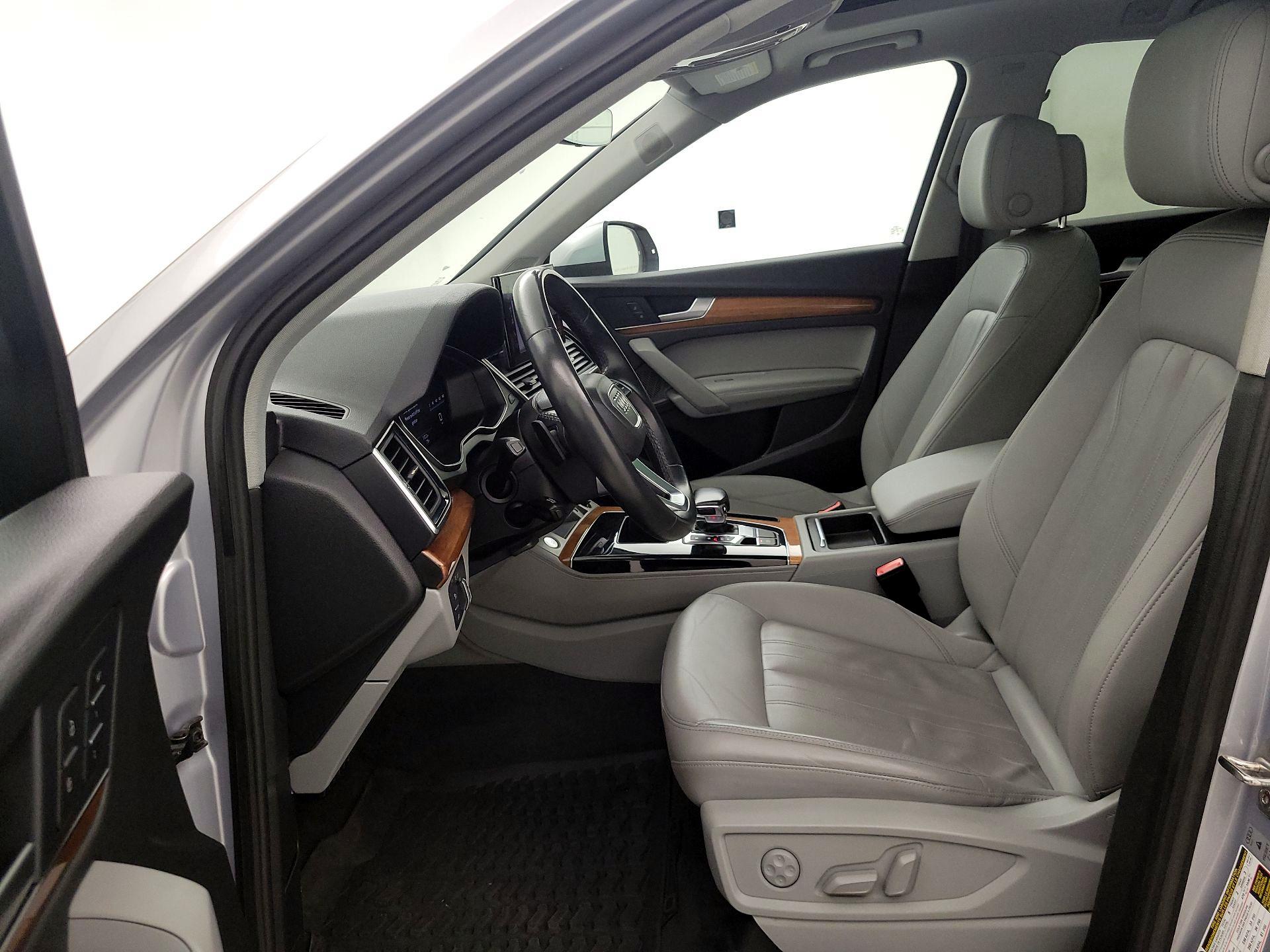 Thumbnail: 2022 Audi Q5 - 11