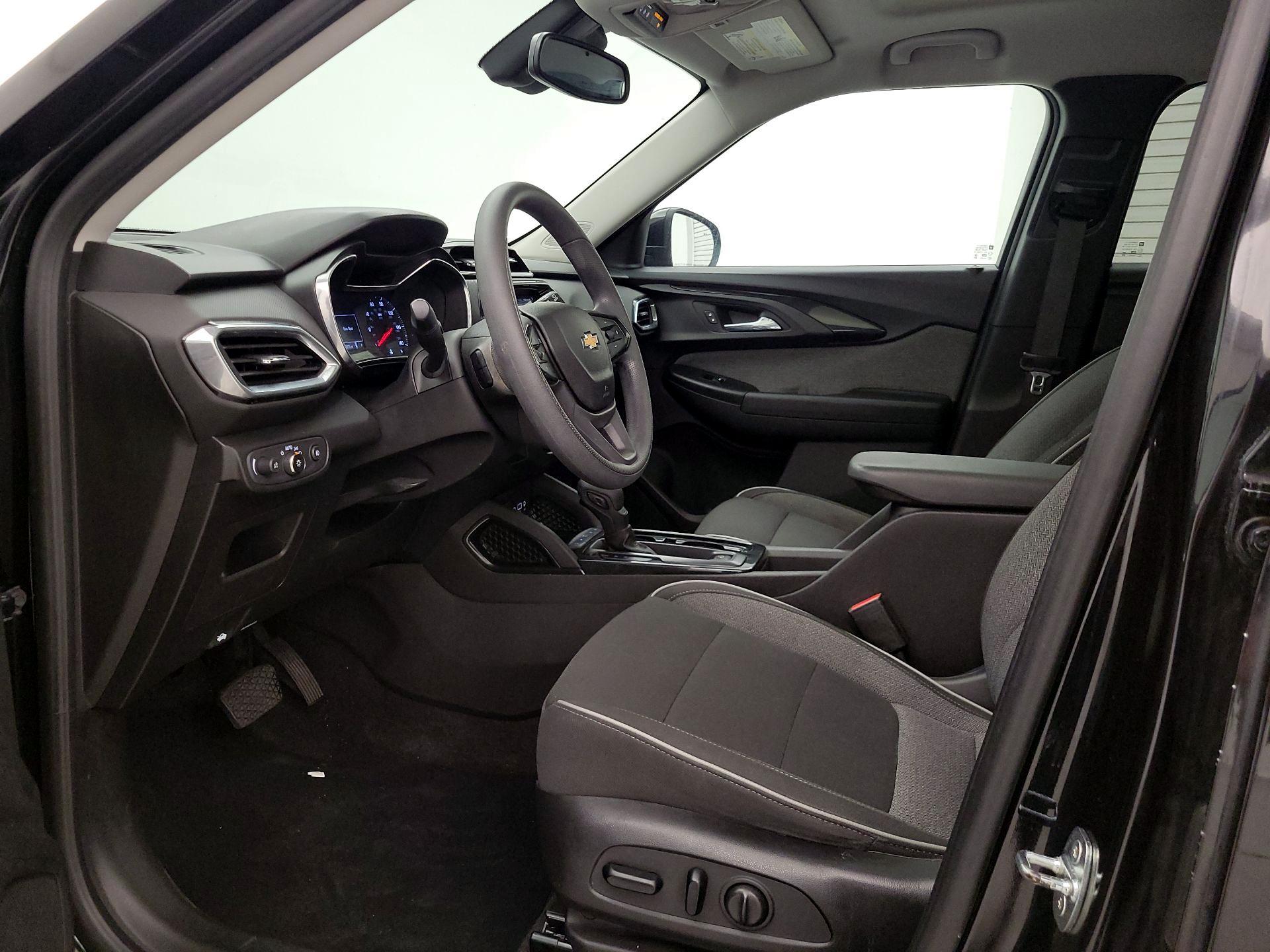 Thumbnail: 2021 Chevrolet TrailBlazer - 11