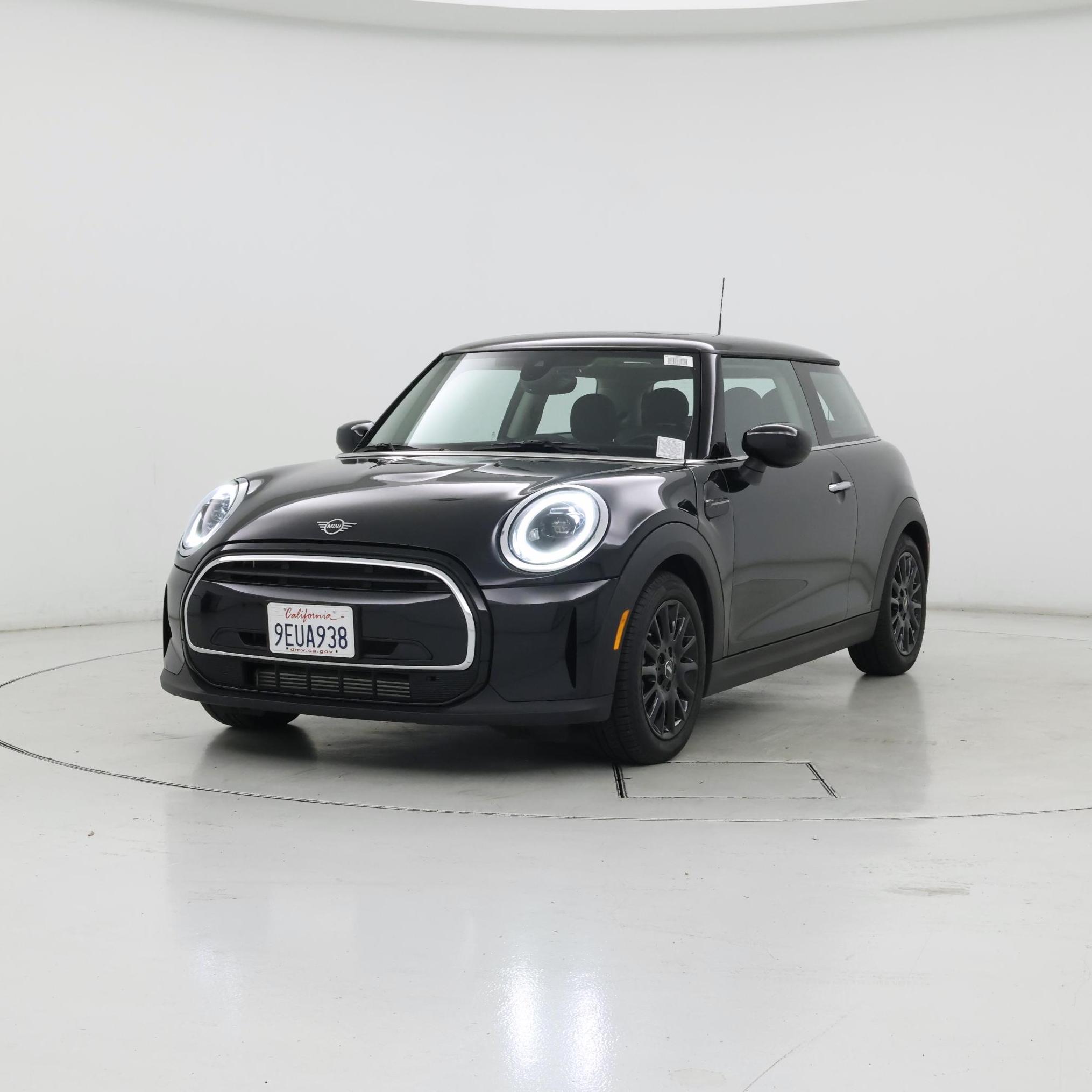 Thumbnail: 2023 MINI Cooper Hardtop - 4