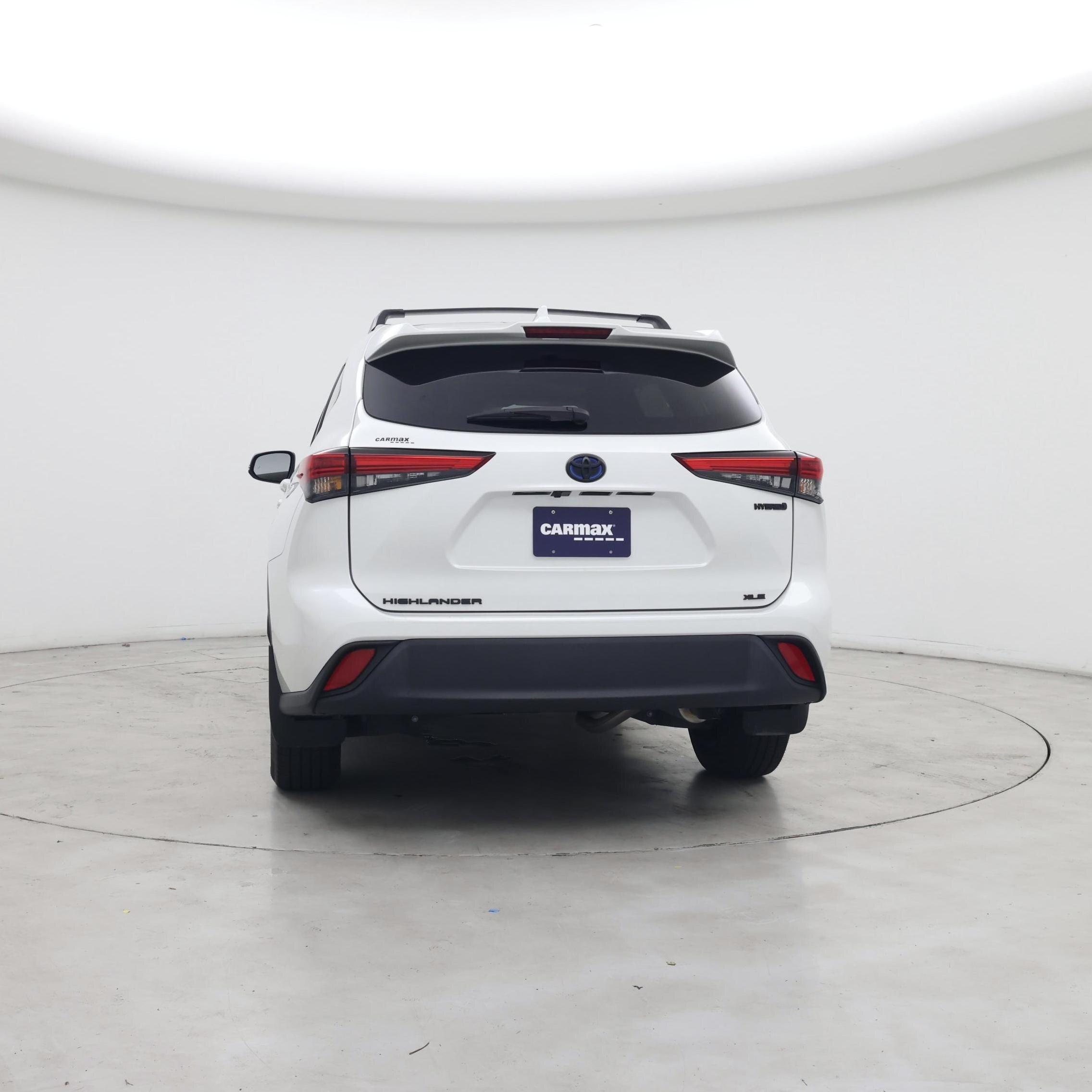 Thumbnail: 2023 Toyota Highlander - 6