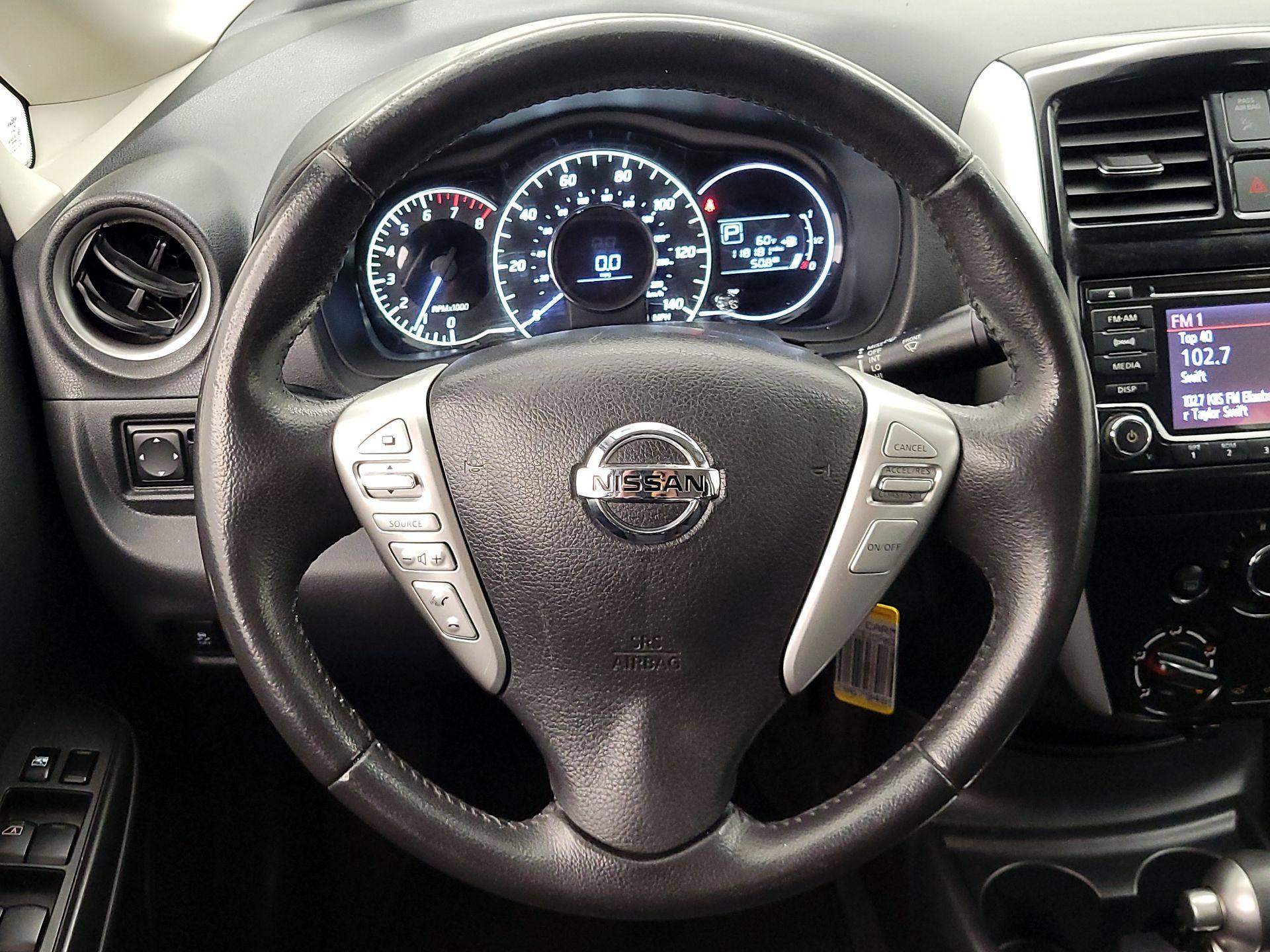 Thumbnail: 2016 Nissan Versa Note - 10