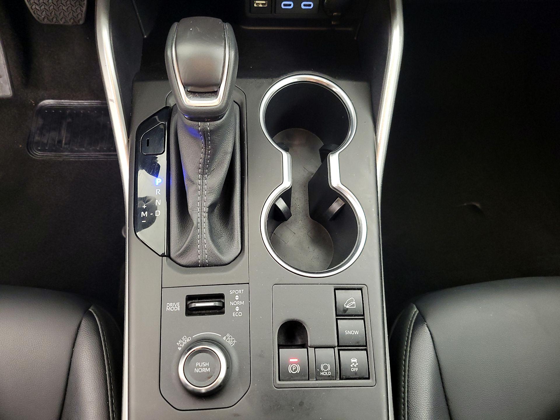 Thumbnail: 2025 Toyota Highlander - 17