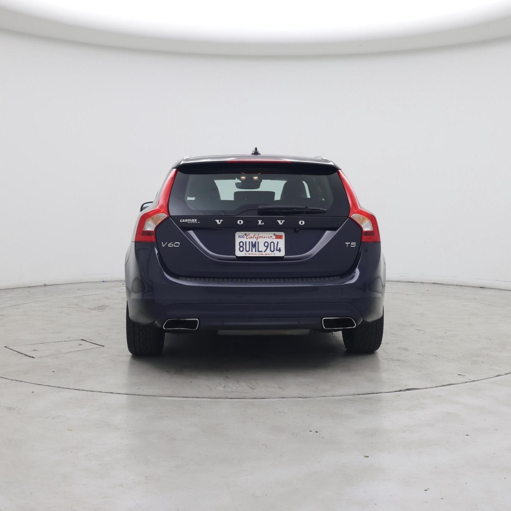 Thumbnail: 2017 Volvo V60 - 6