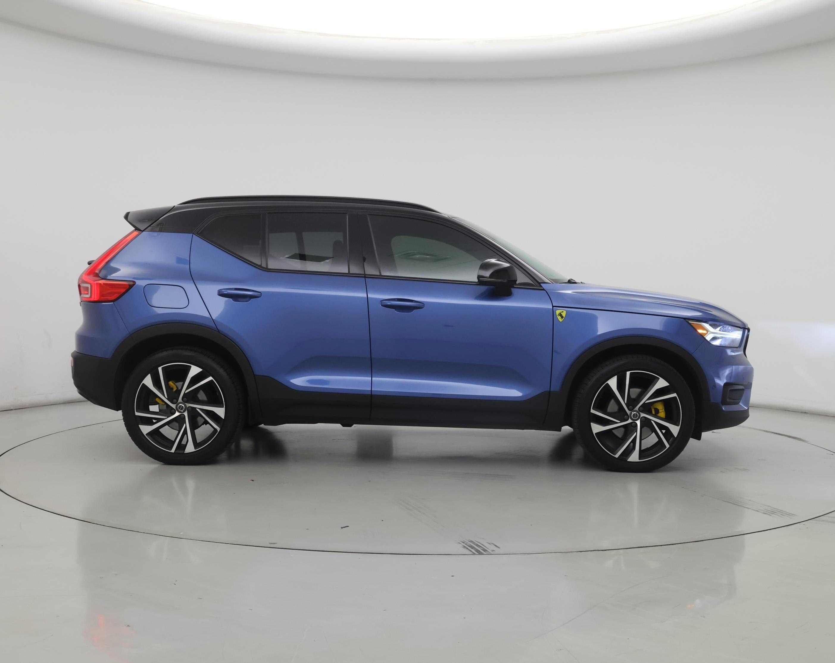 Thumbnail: 2021 Volvo XC40 - 7