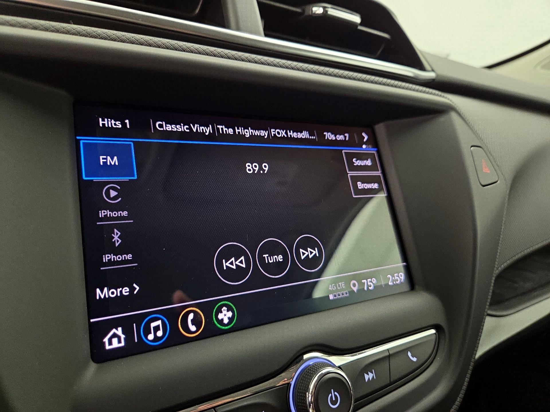 Thumbnail: 2023 Chevrolet TrailBlazer - 15