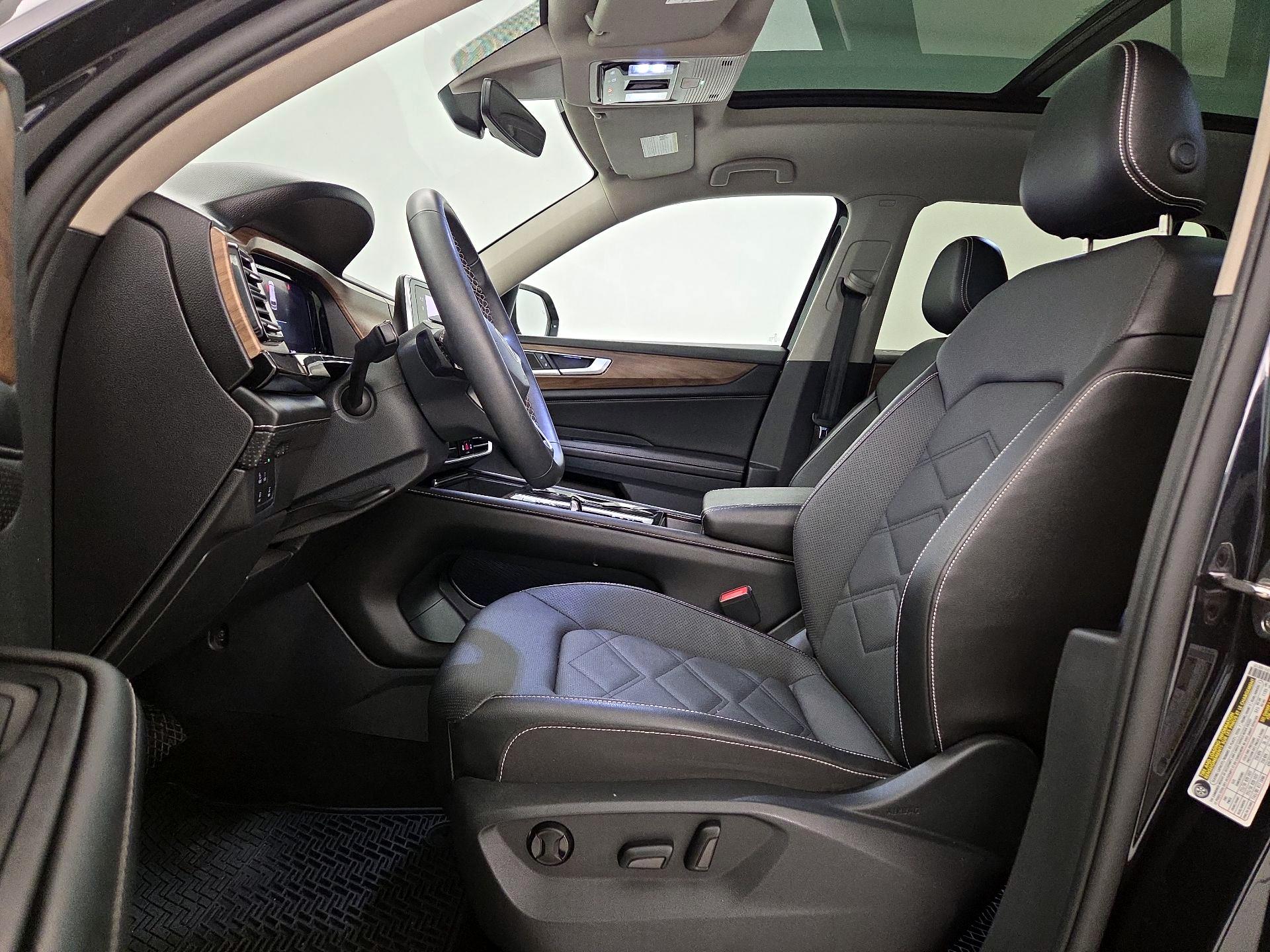 Thumbnail: 2024 Volkswagen Atlas - 11