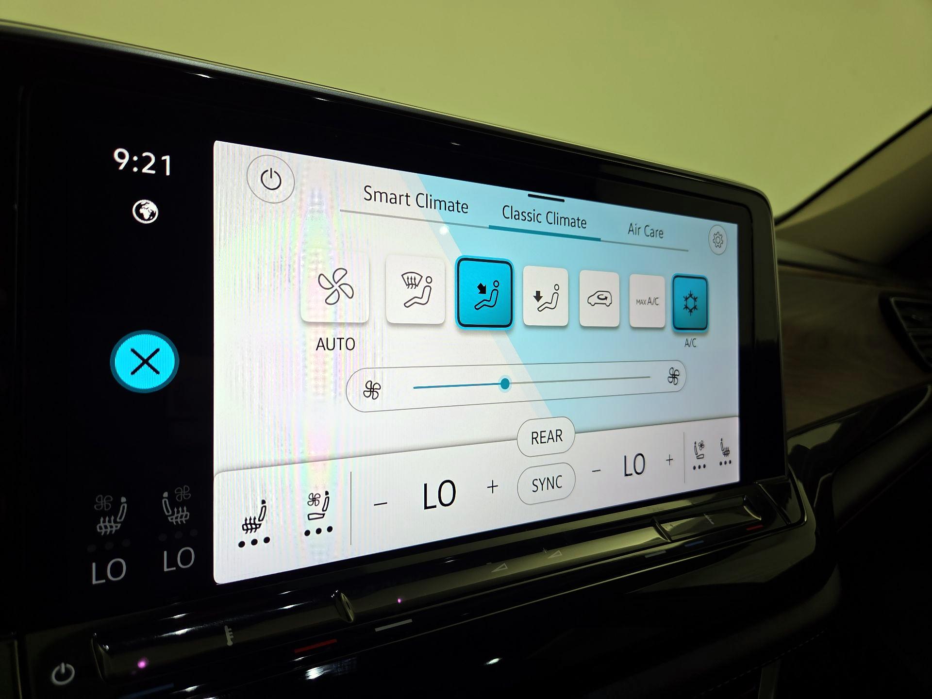 Thumbnail: 2024 Volkswagen Atlas - 16