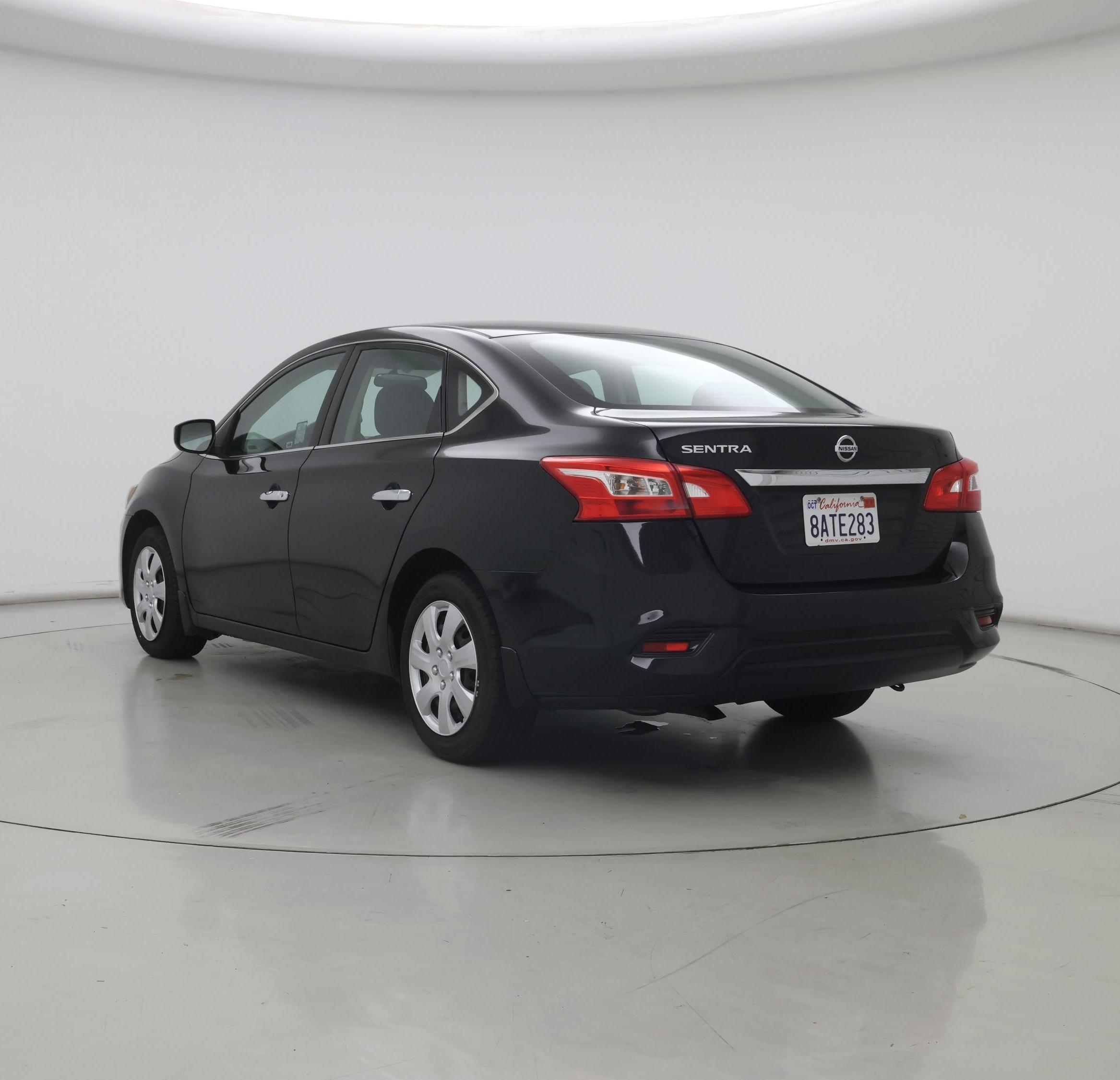 Thumbnail: 2017 Nissan Sentra - 2