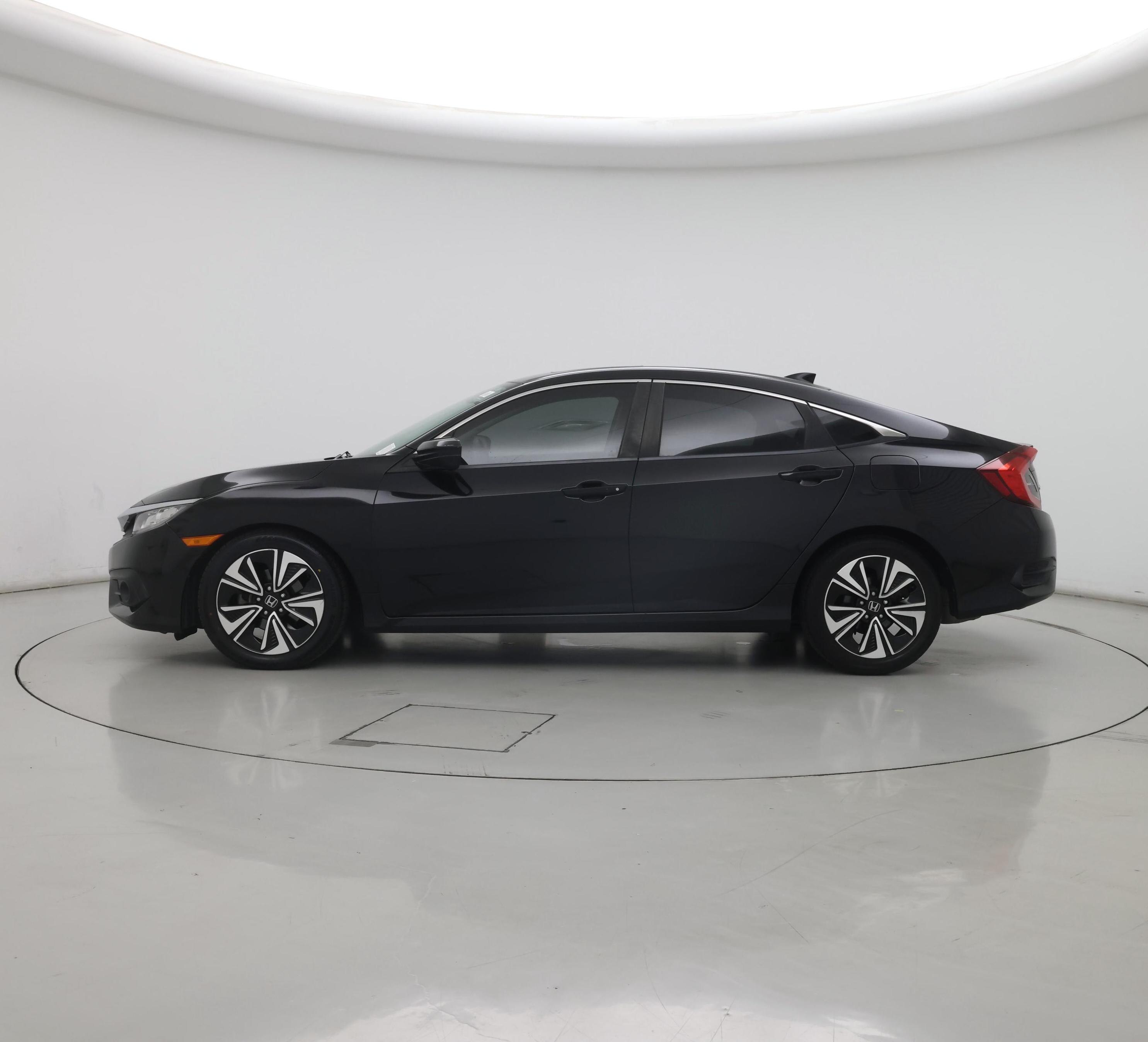 Thumbnail: 2018 Honda Civic - 3