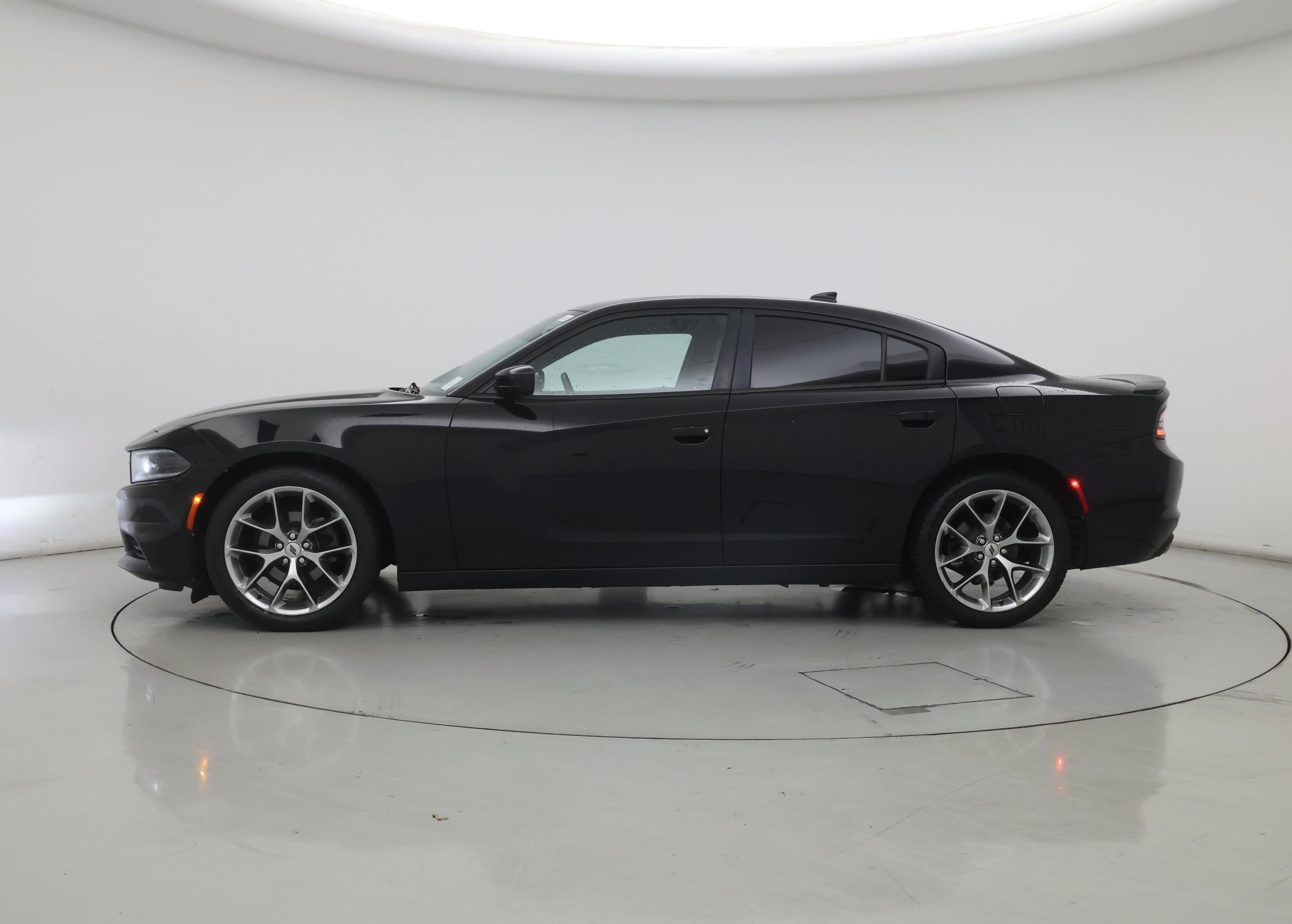 Thumbnail: 2020 Dodge Charger - 3