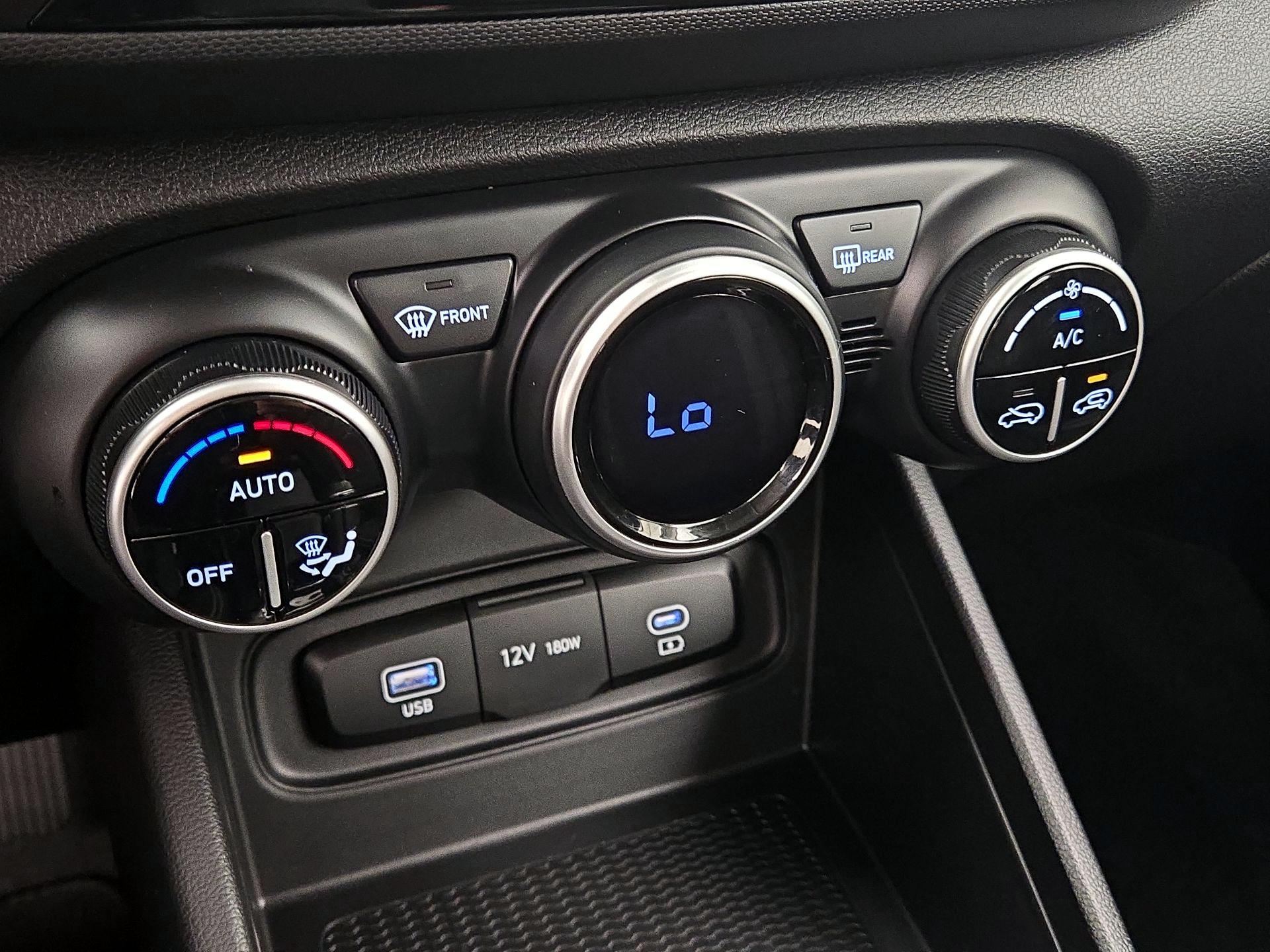 Thumbnail: 2025 Hyundai Venue - 16