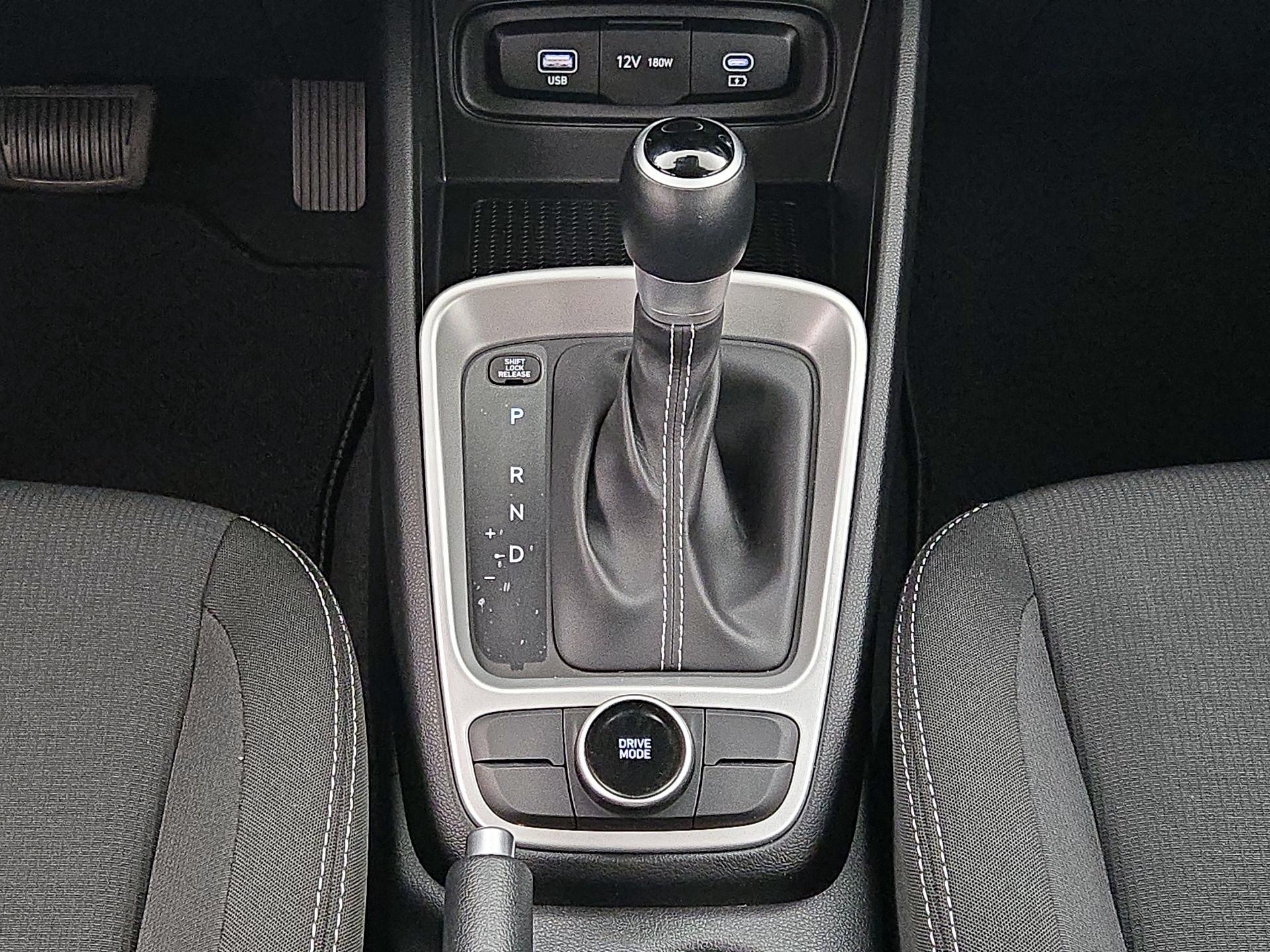 Thumbnail: 2025 Hyundai Venue - 17