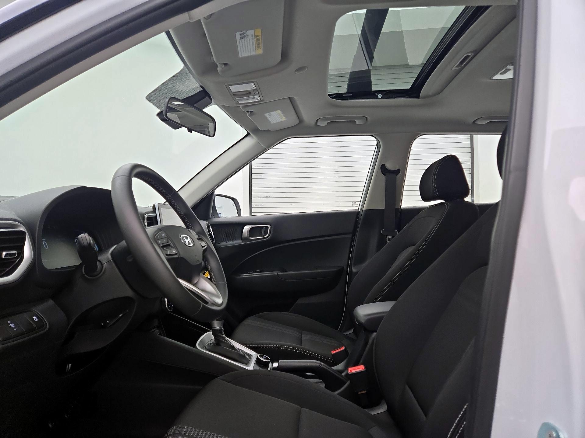 Thumbnail: 2025 Hyundai Venue - 19