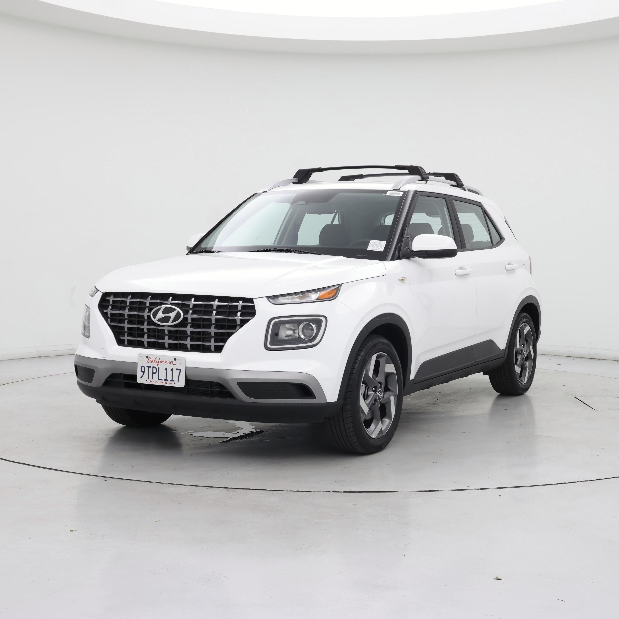 Thumbnail: 2025 Hyundai Venue - 4