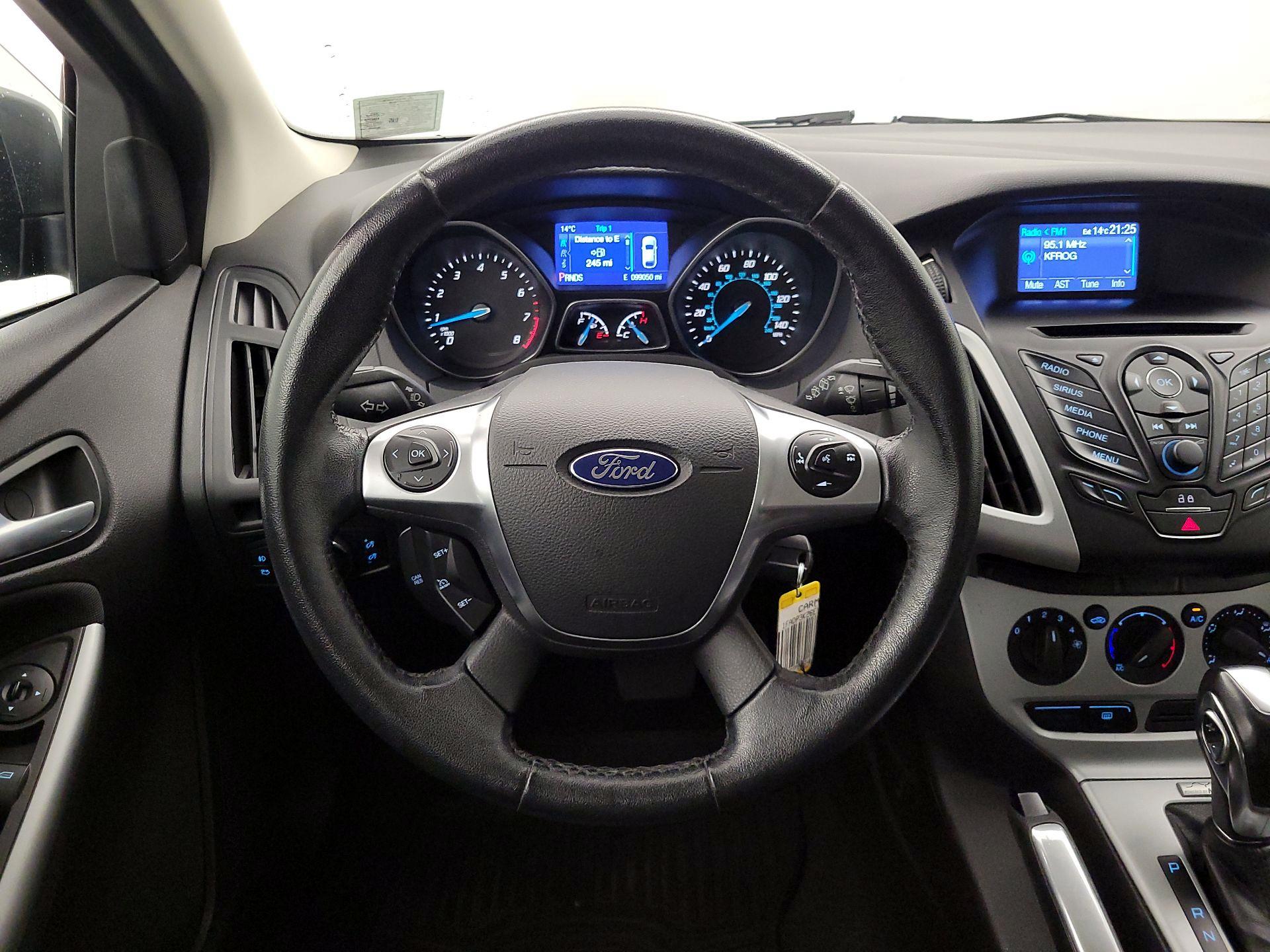 Thumbnail: 2014 Ford Focus - 10