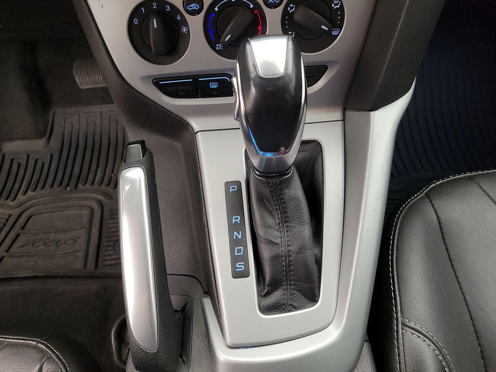 Thumbnail: 2014 Ford Focus - 16