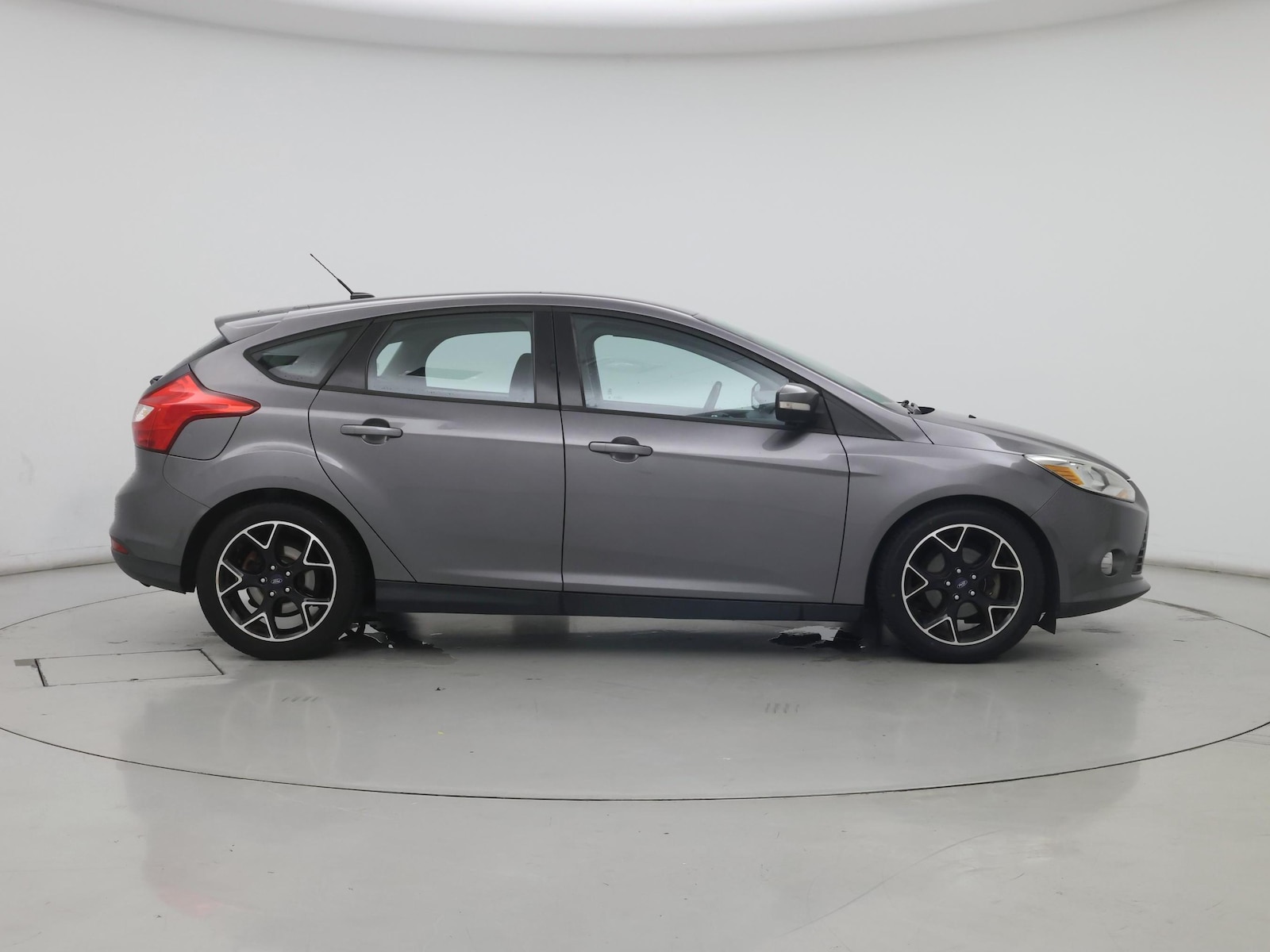 2014 Ford Focus SE - Photo 8