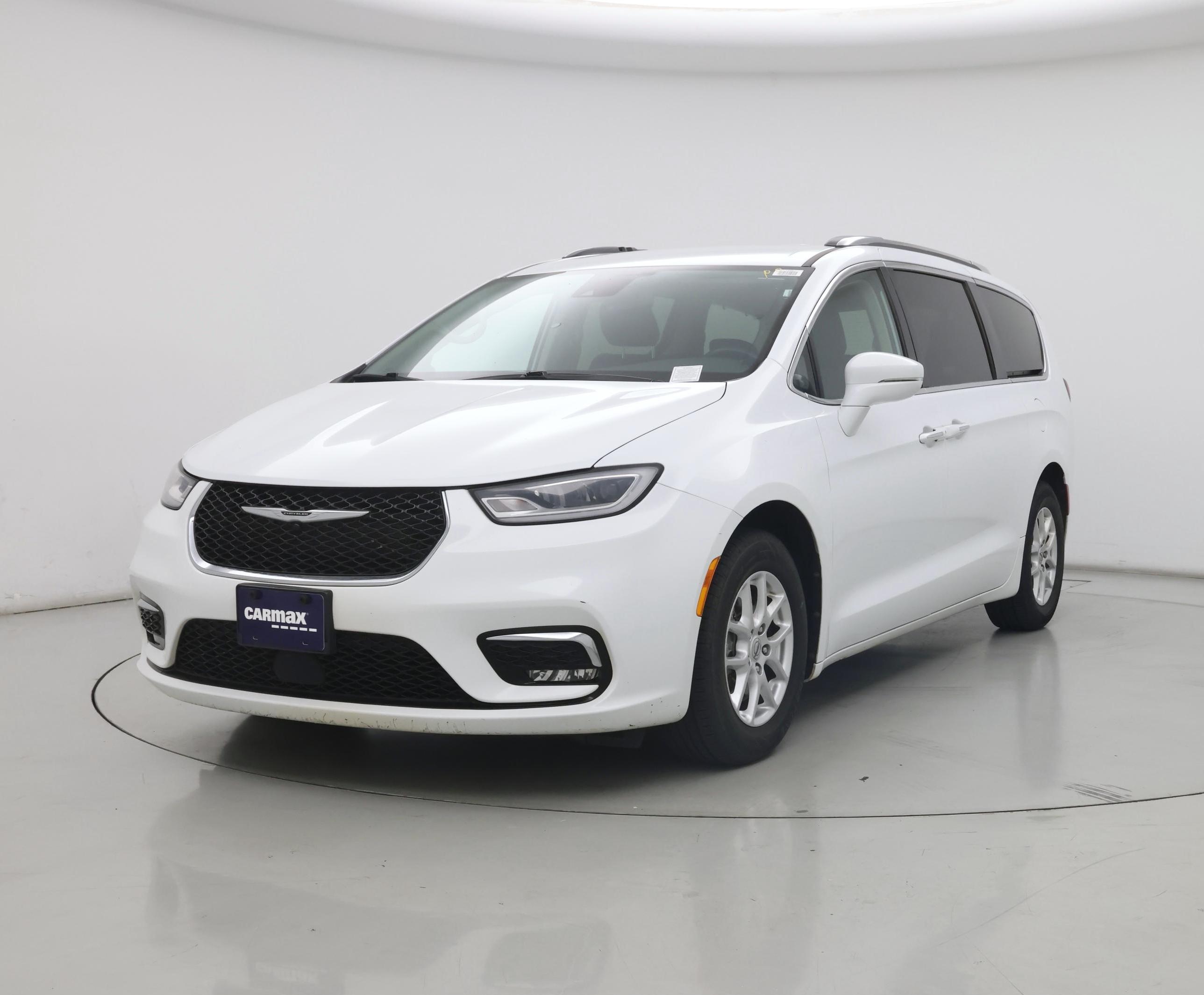 Thumbnail: 2021 Chrysler Pacifica - 4