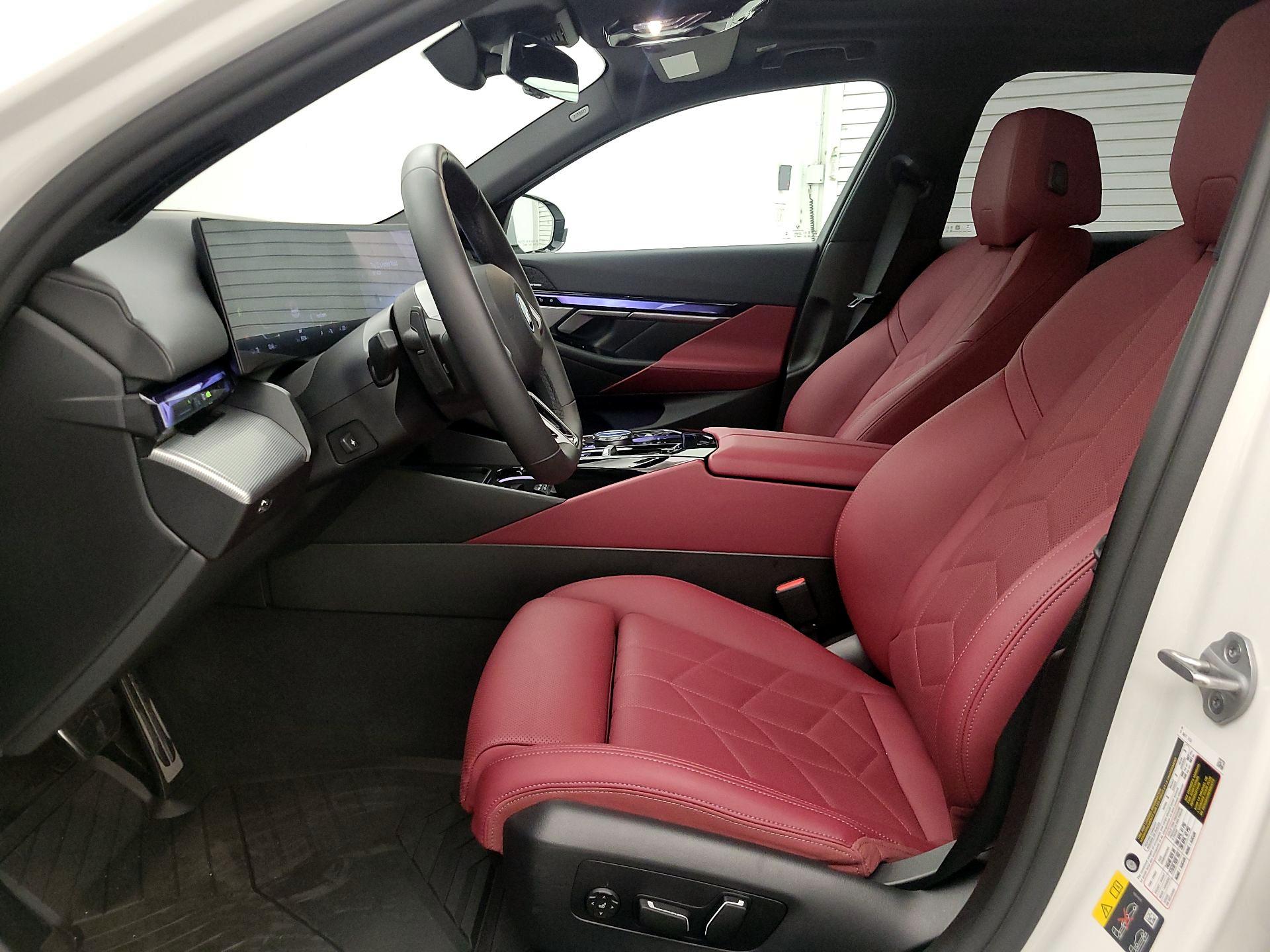 Thumbnail: 2026 BMW i5 - 11