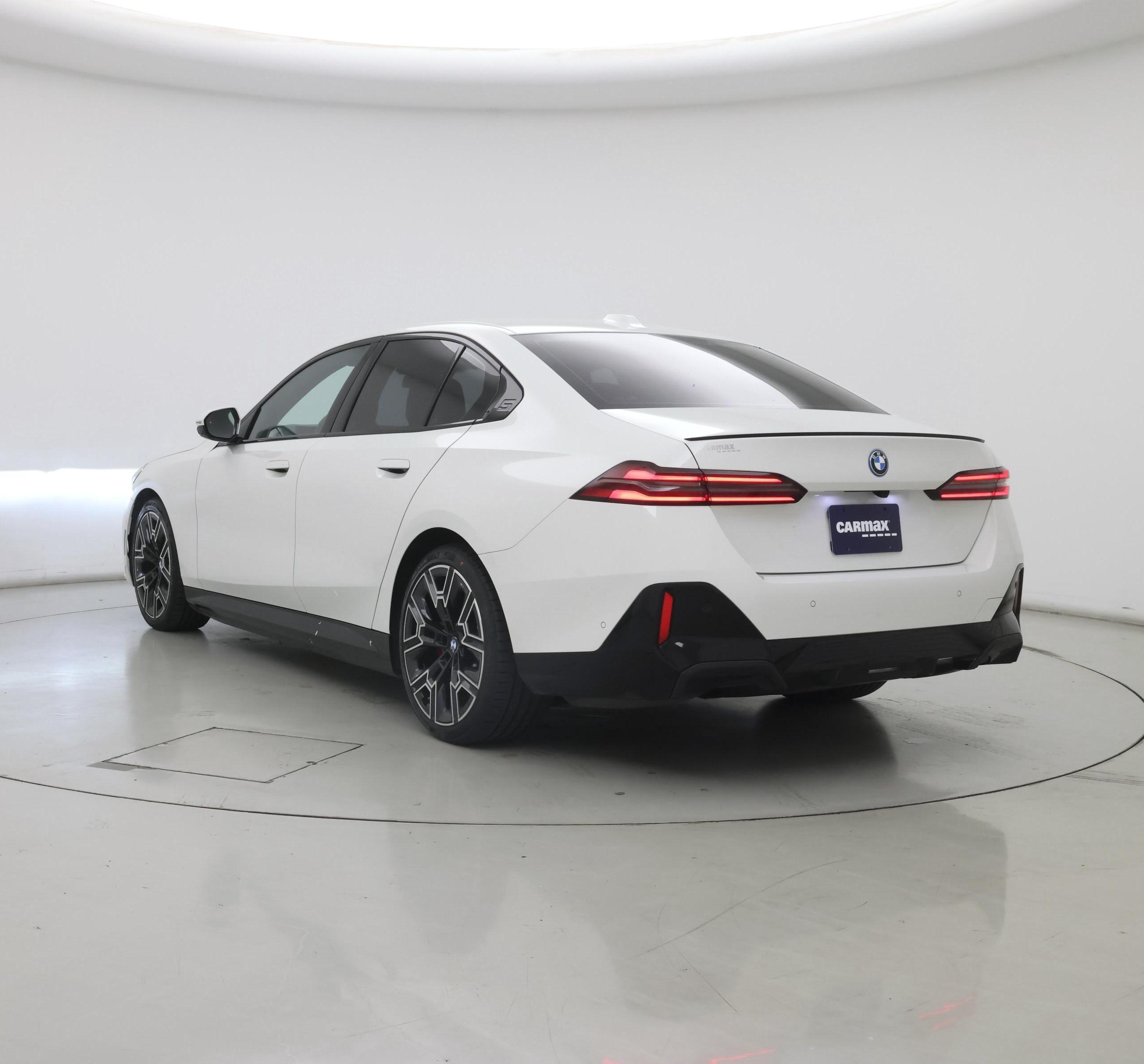 Thumbnail: 2026 BMW i5 - 2