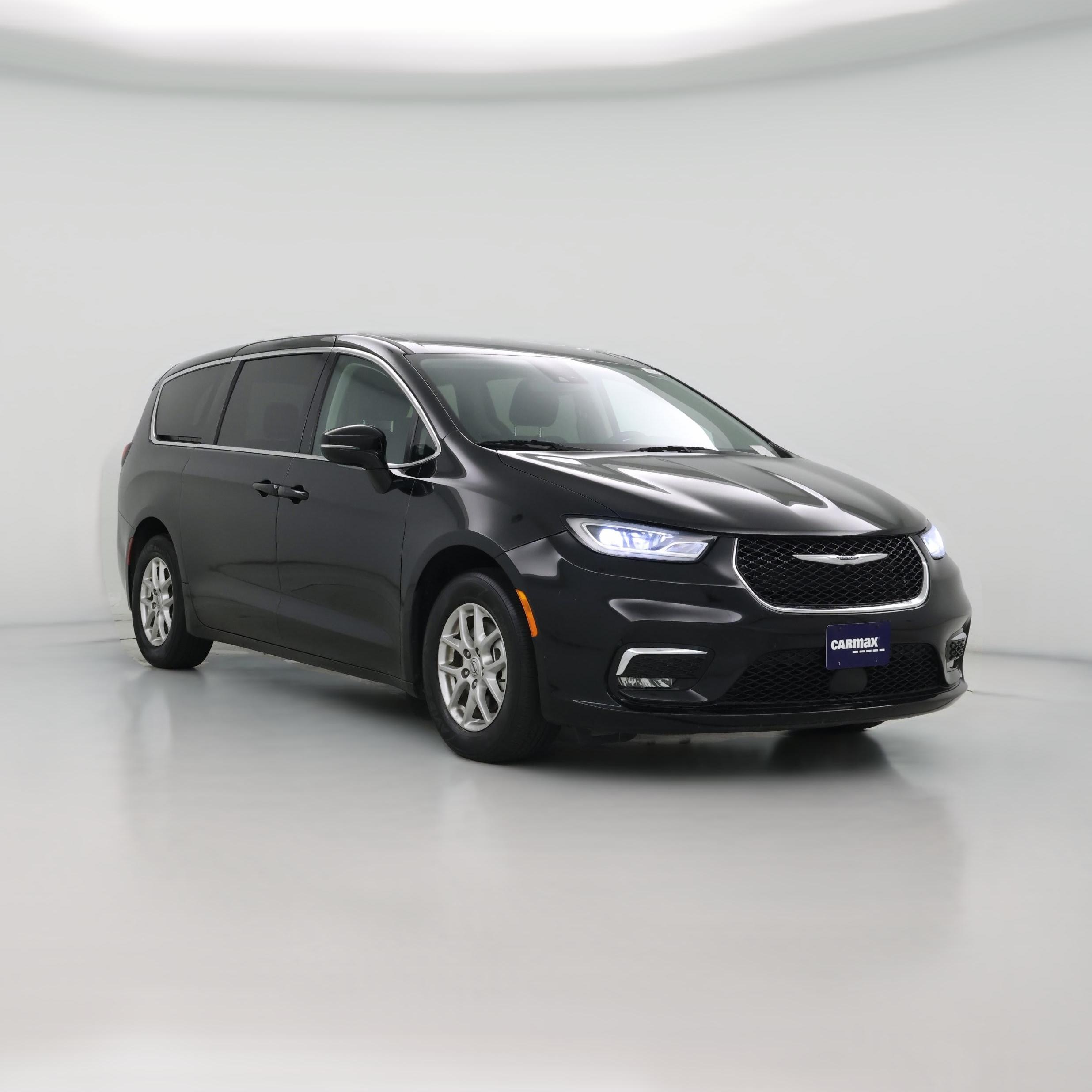 Thumbnail: 2024 Chrysler Pacifica - 1