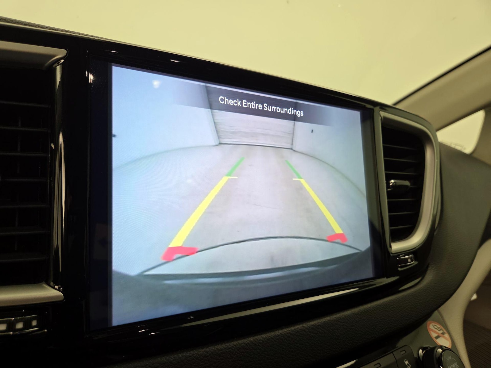 2024 Chrysler Pacifica Touring L - Photo 15