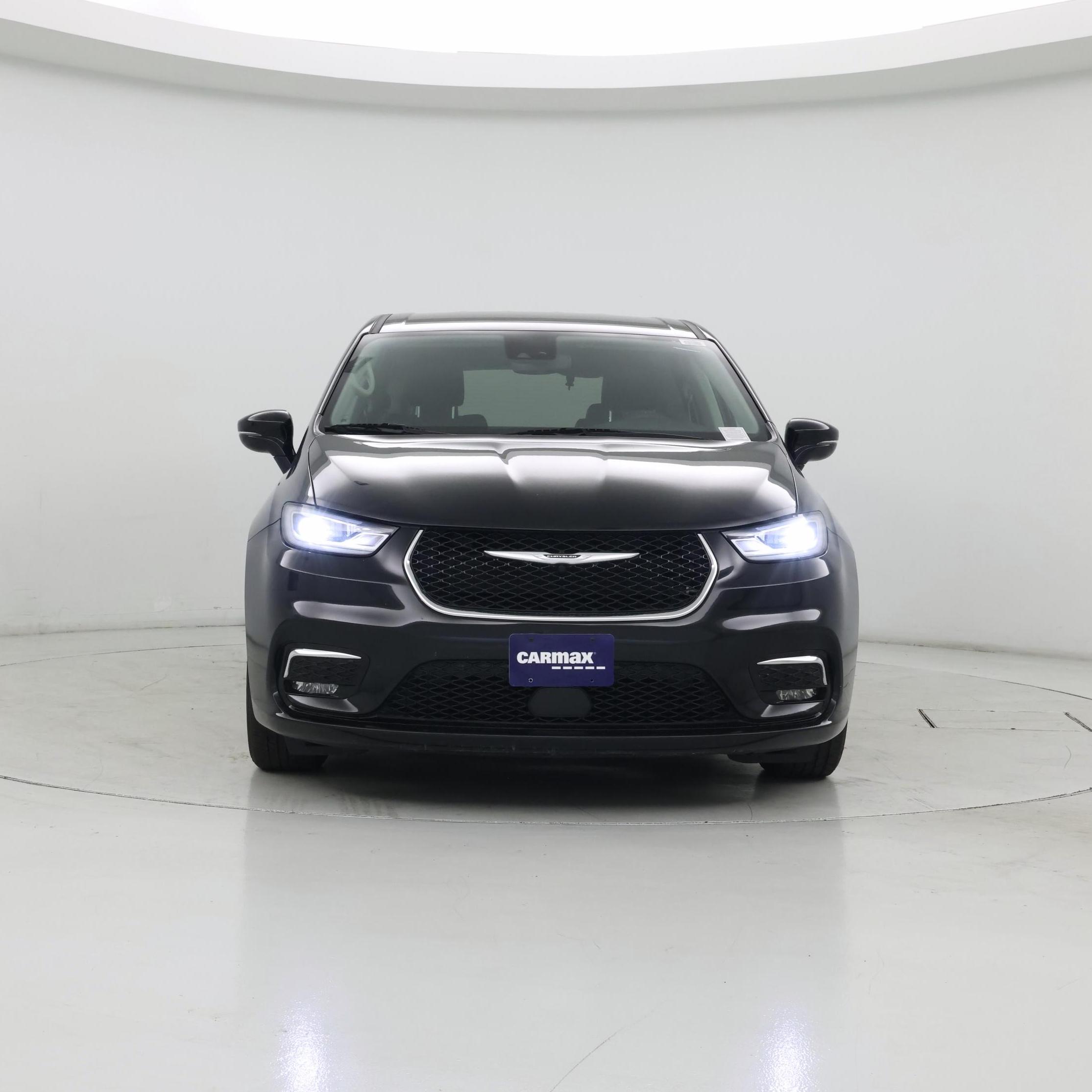 Thumbnail: 2024 Chrysler Pacifica - 5