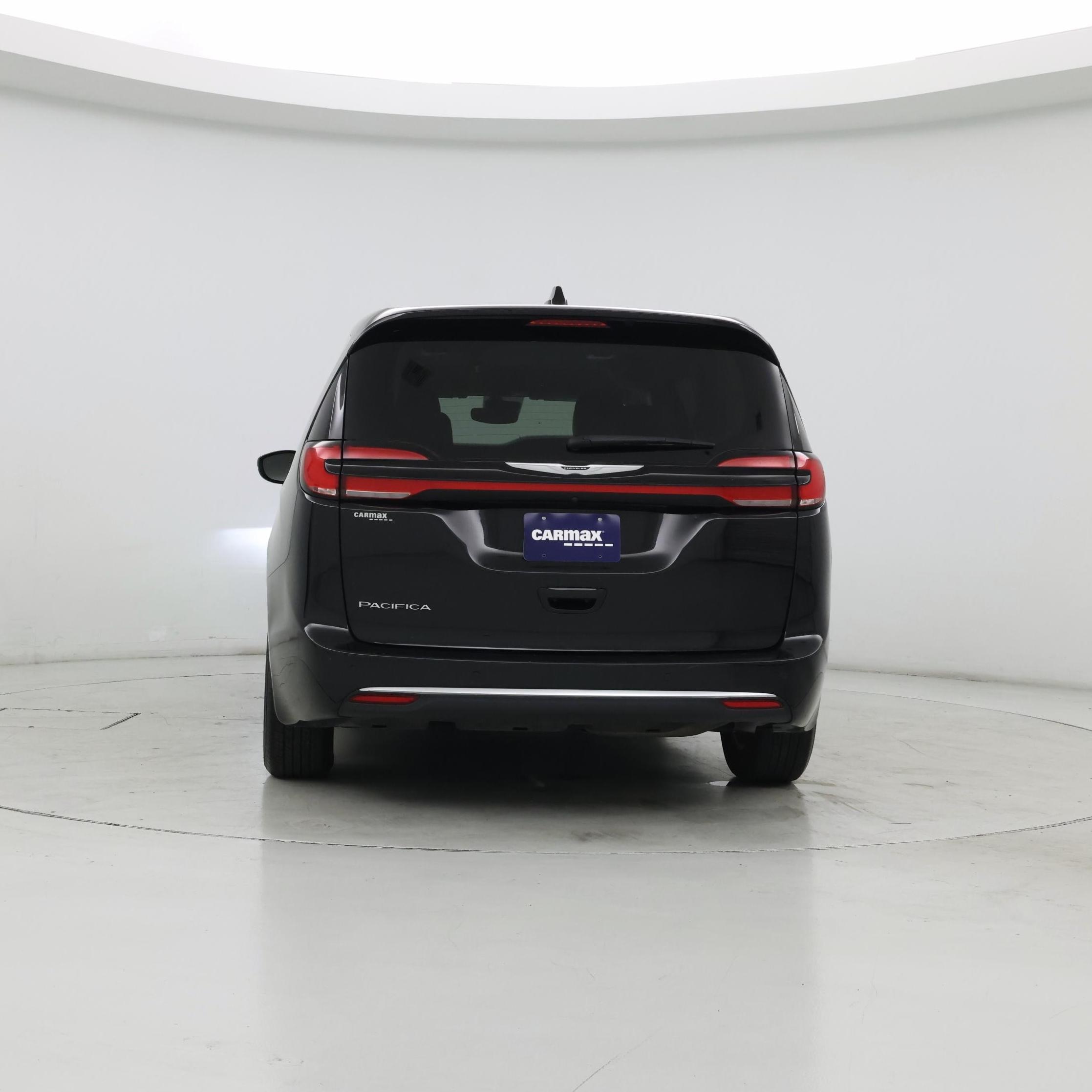Thumbnail: 2024 Chrysler Pacifica - 6