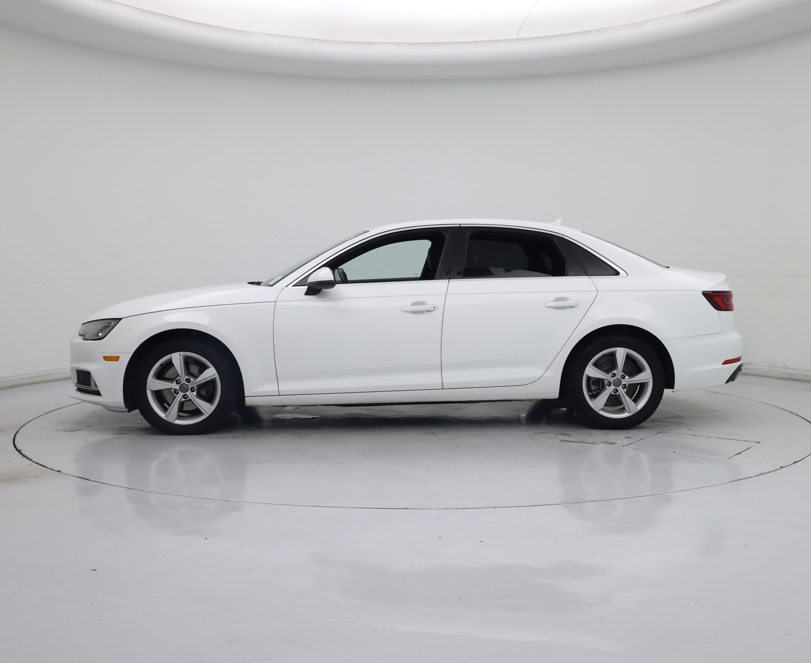 Thumbnail: 2019 Audi A4 - 3