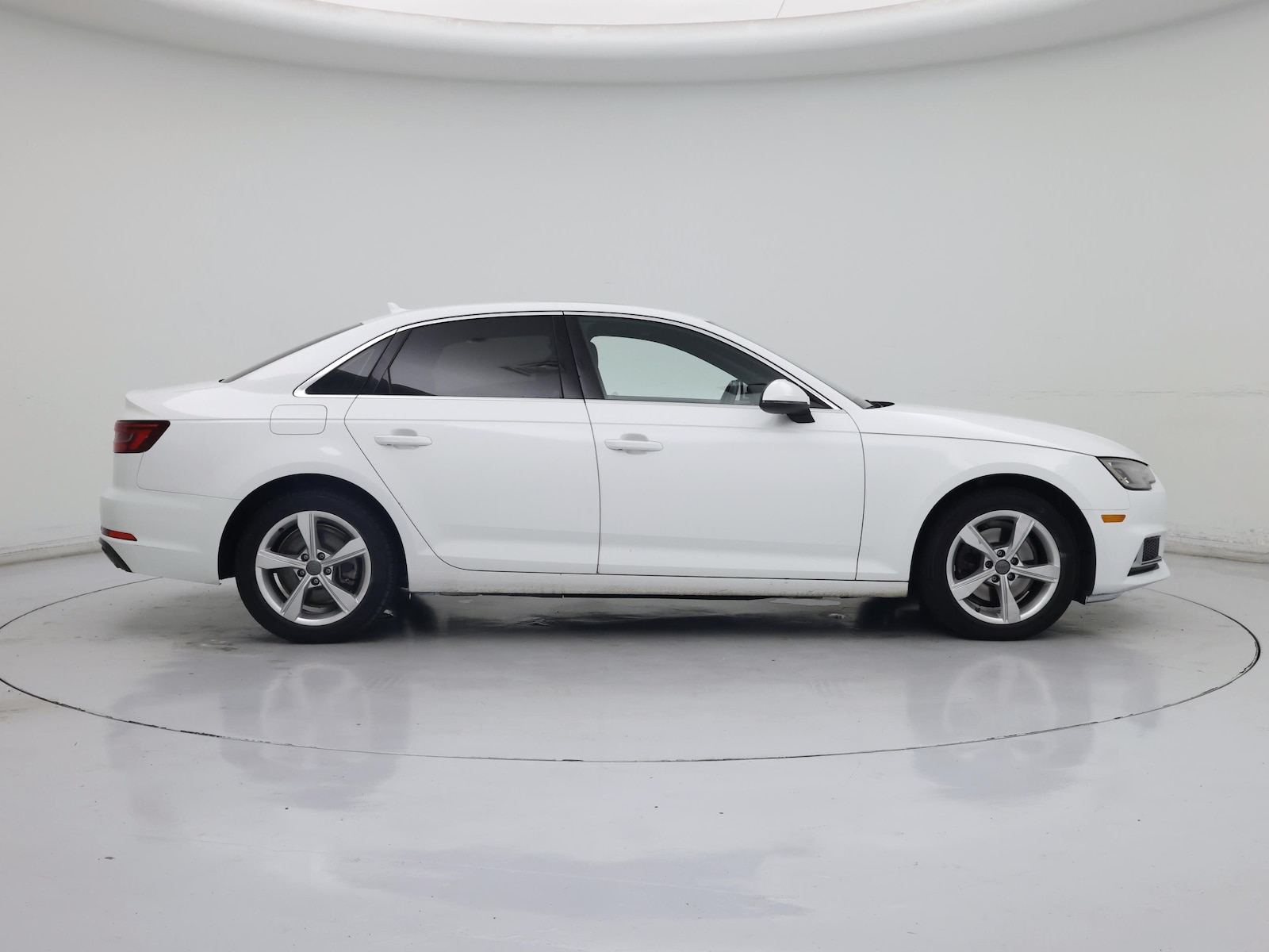 2019 Audi A4 Premium - Photo 8