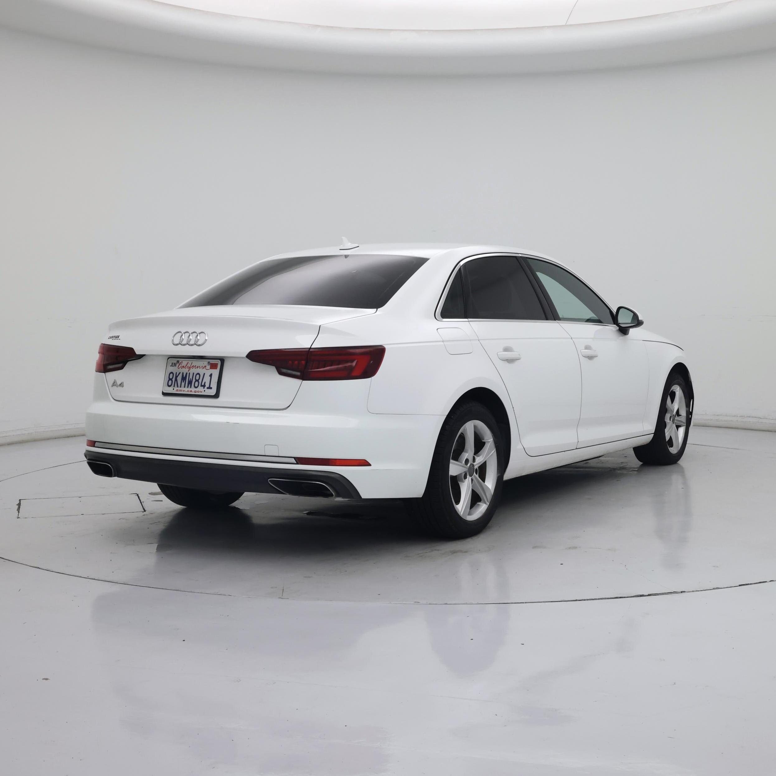 Thumbnail: 2019 Audi A4 - 8