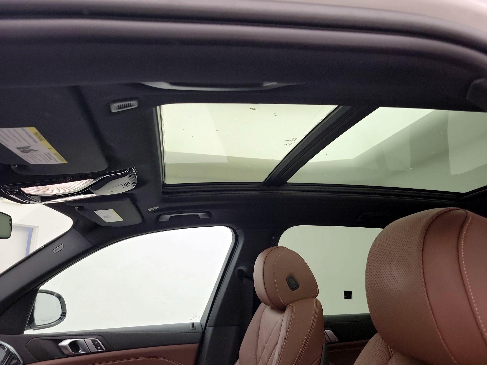 Thumbnail: 2023 BMW X5 - 20