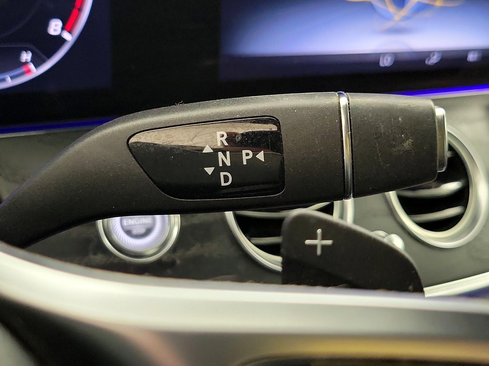 Thumbnail: 2020 Mercedes-Benz E-Class - 18