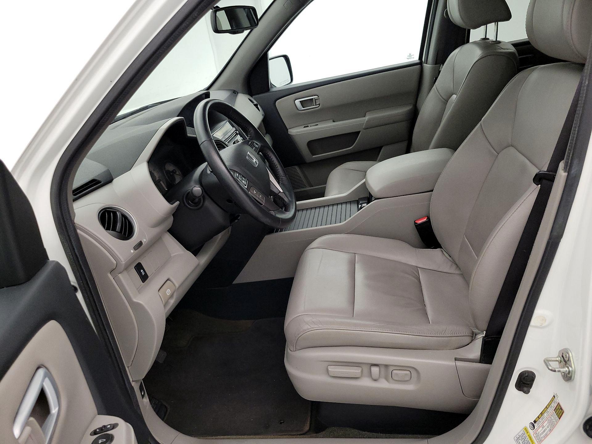 Thumbnail: 2014 Honda Pilot - 11