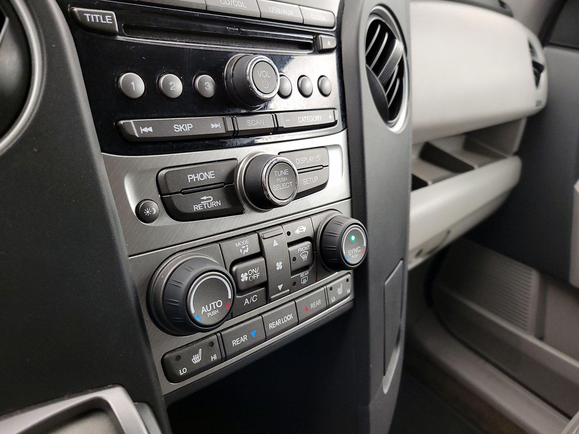 Thumbnail: 2014 Honda Pilot - 16