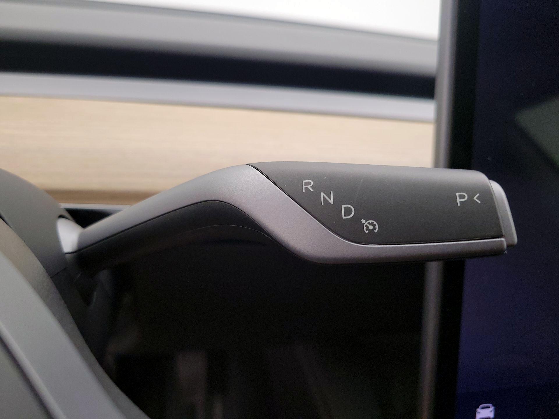 Thumbnail: 2023 Tesla Model 3 - 17