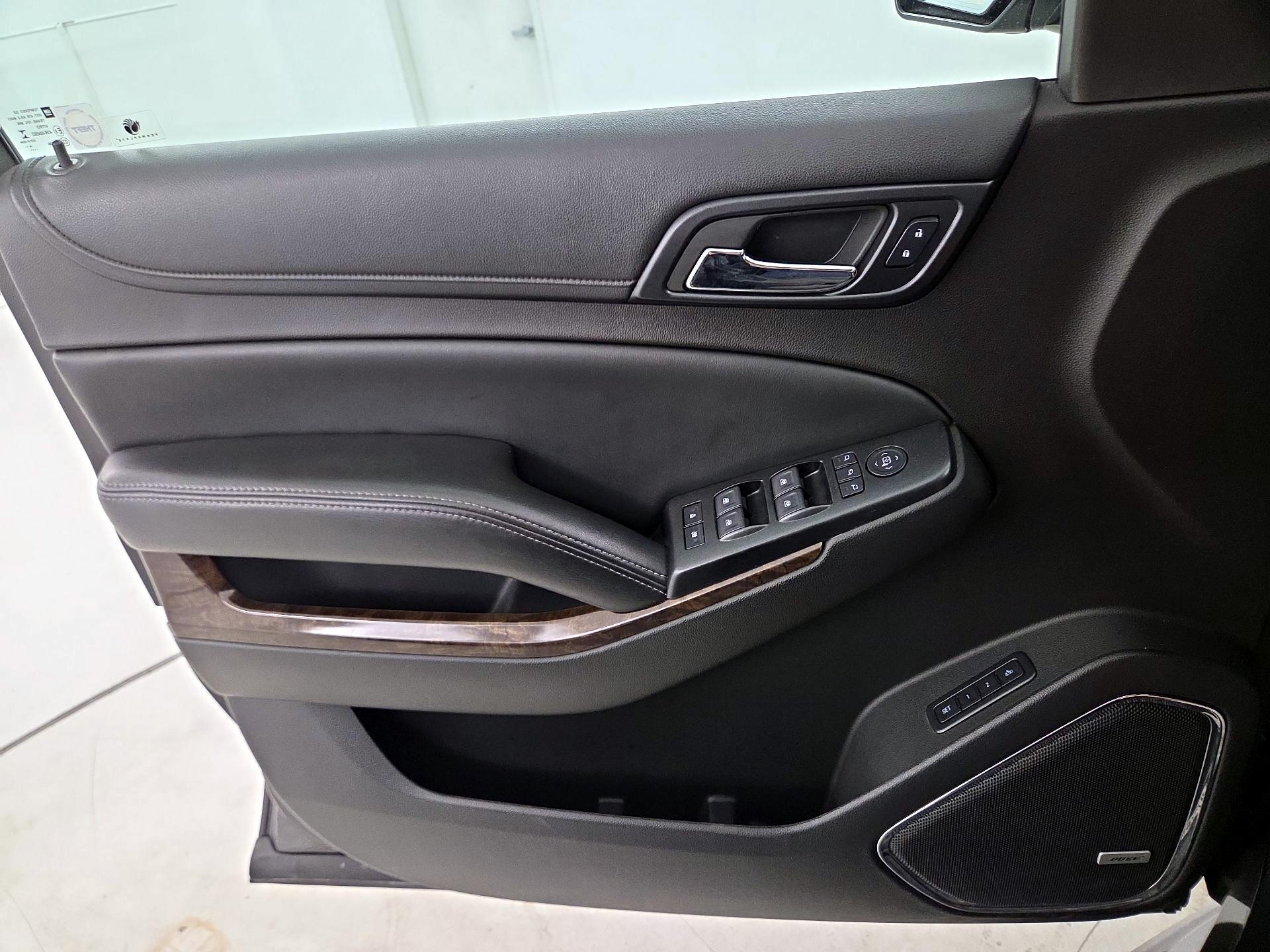 Thumbnail: 2015 Chevrolet Tahoe - 12