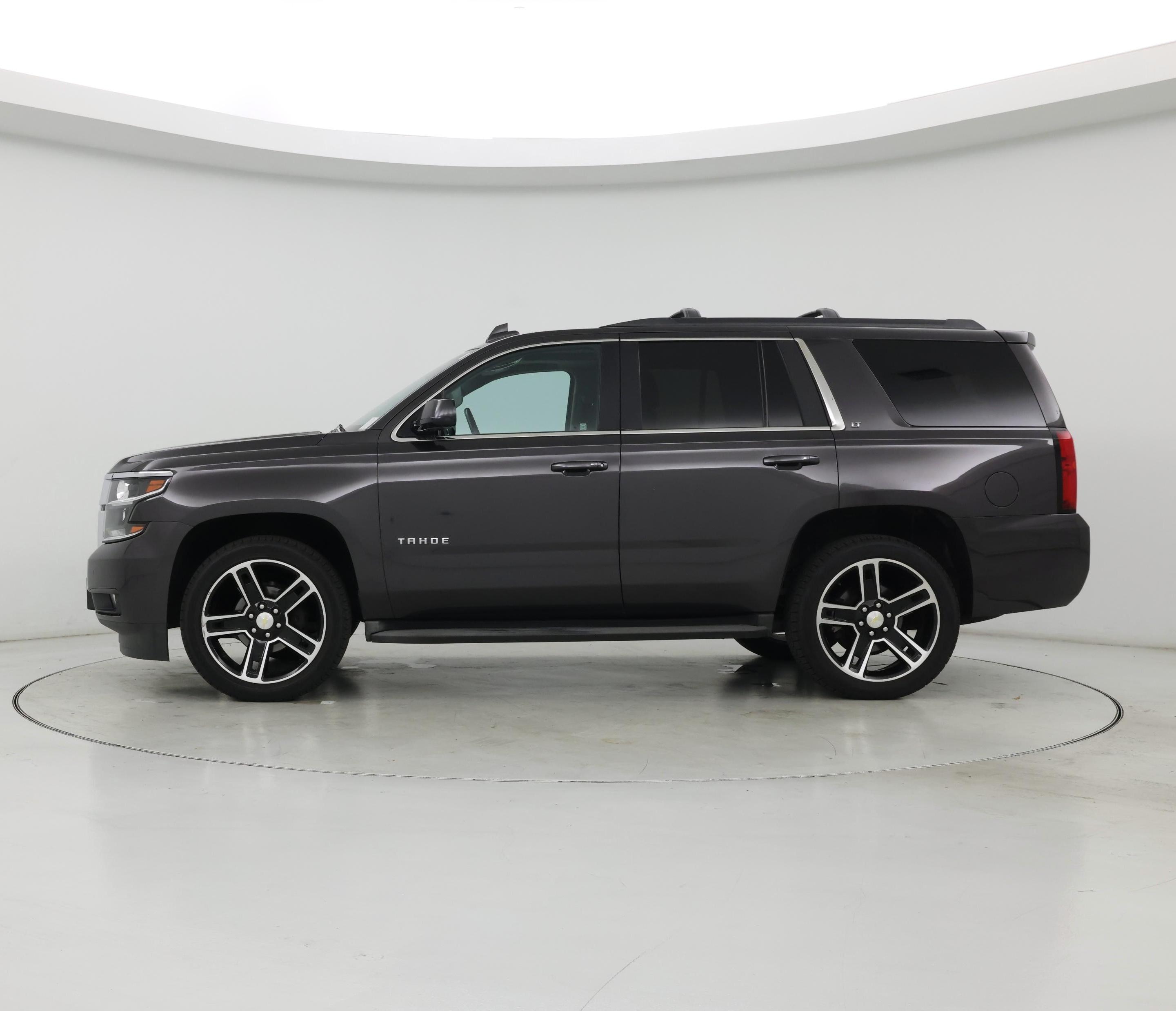Thumbnail: 2015 Chevrolet Tahoe - 3