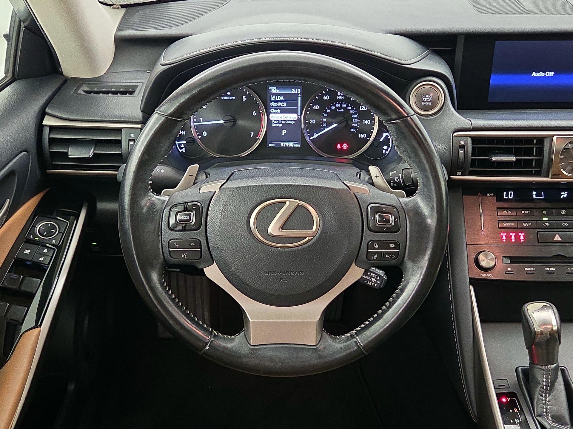 Thumbnail: 2018 Lexus IS - 10