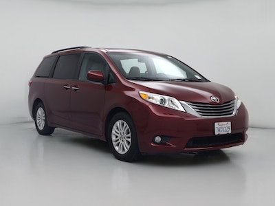 2017 Toyota Sienna XLE