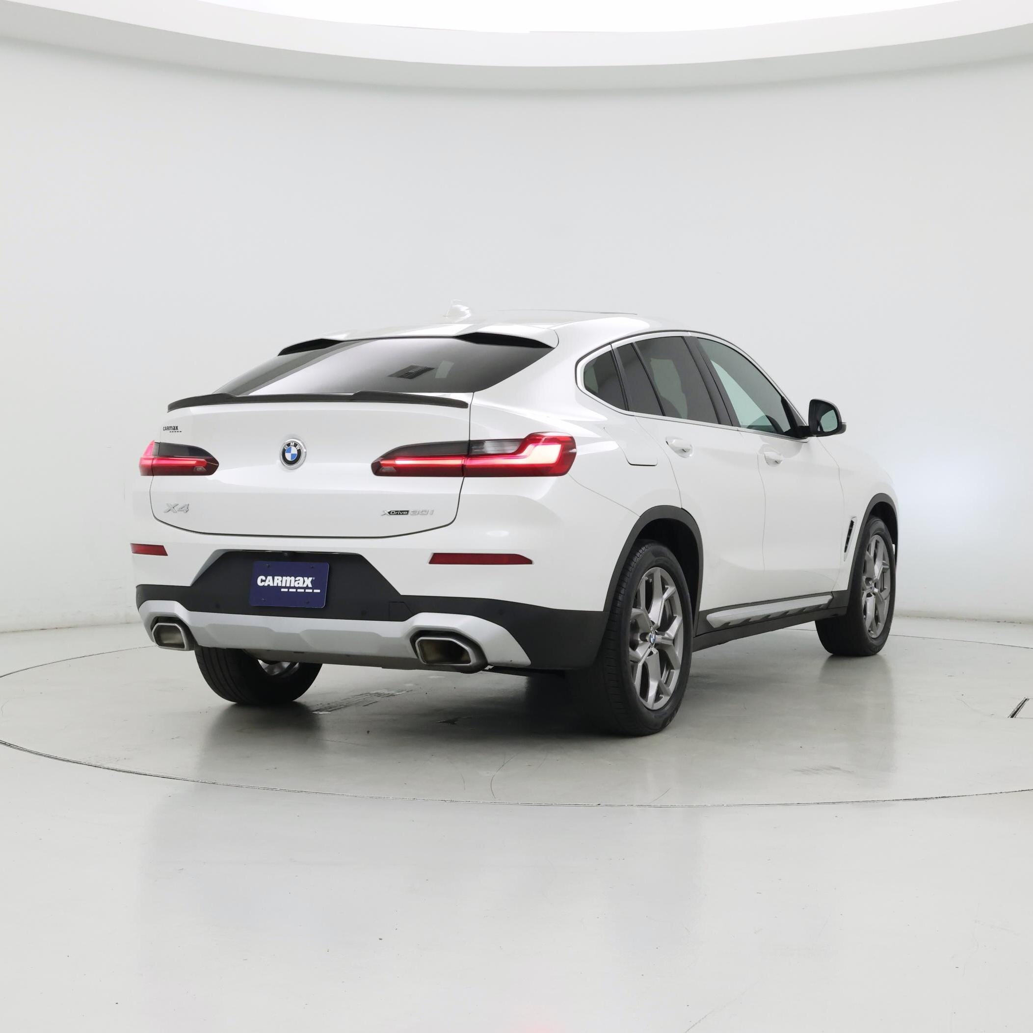 Thumbnail: 2023 BMW X4 - 8