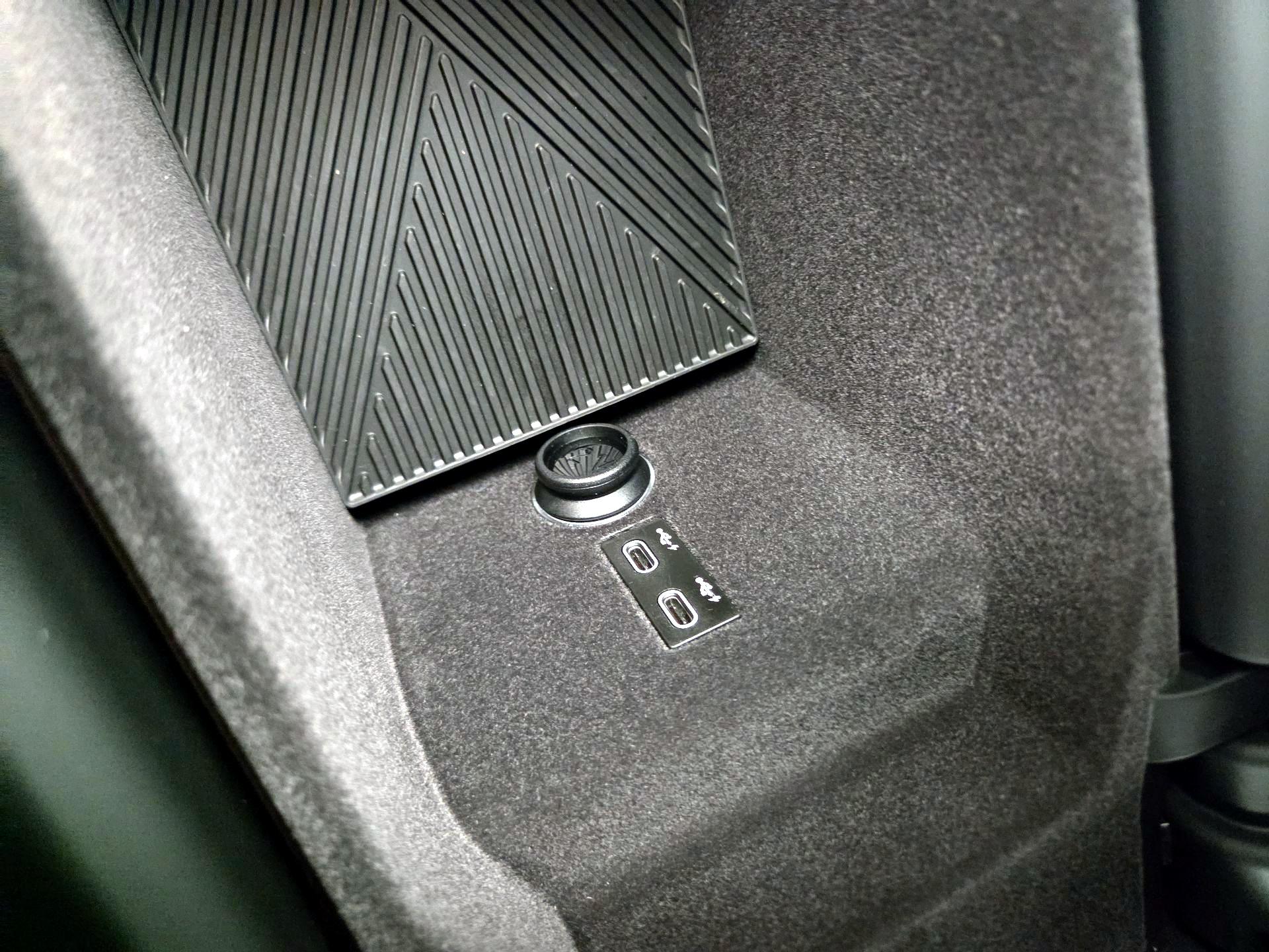 Thumbnail: 2023 BMW 7 Series - 19