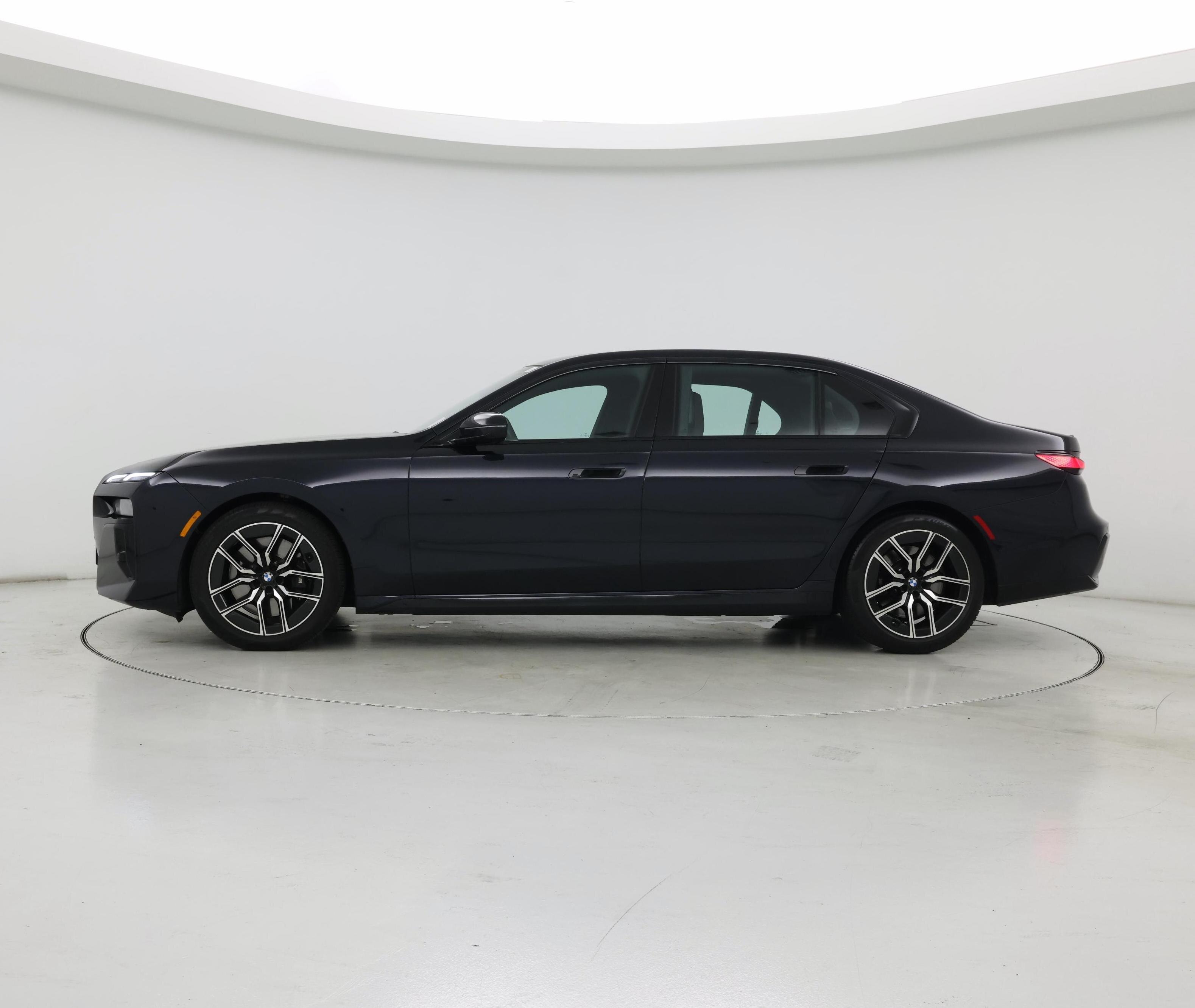 Thumbnail: 2023 BMW 7 Series - 3