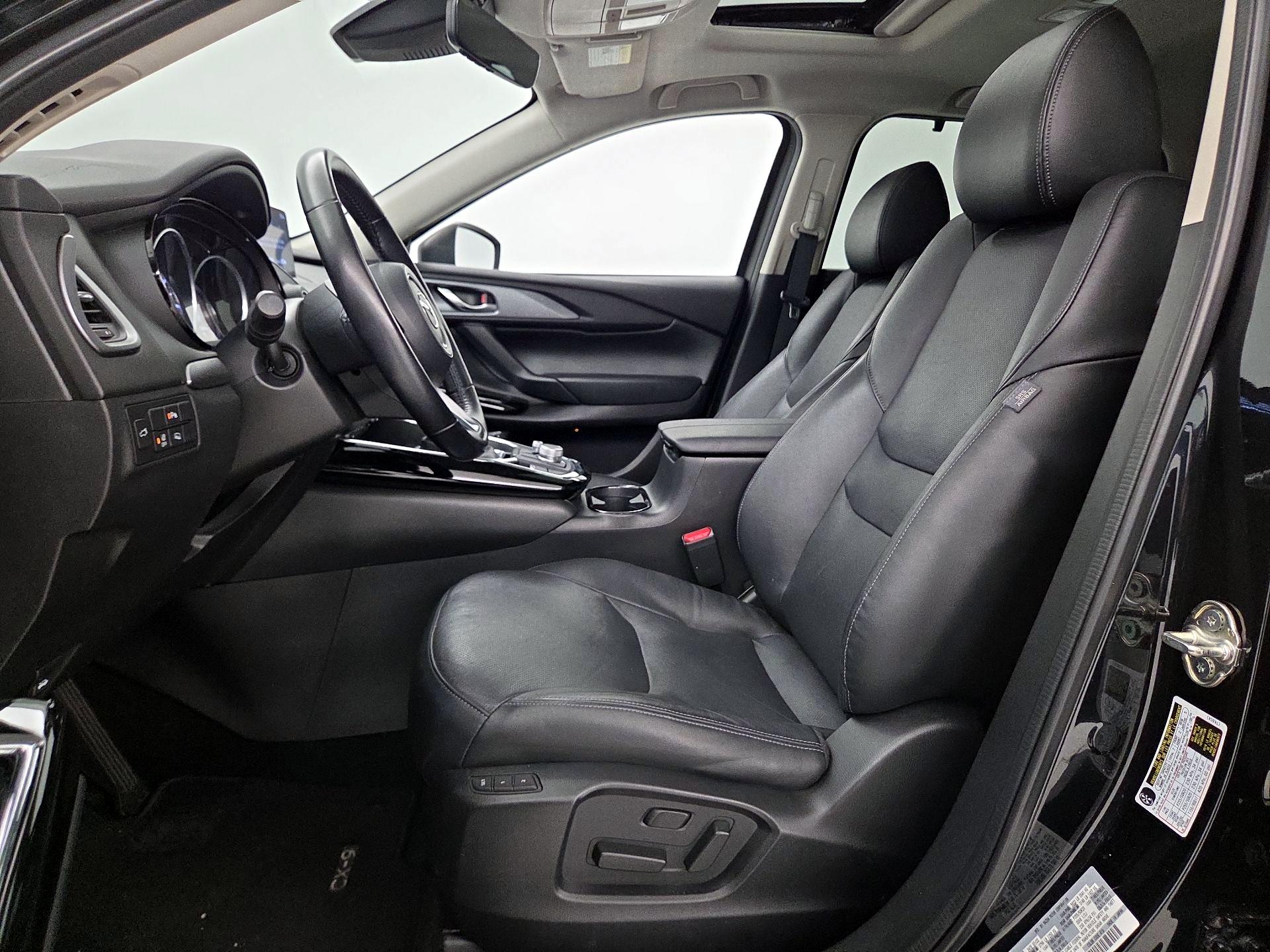 Thumbnail: 2022 Mazda CX-9 - 11