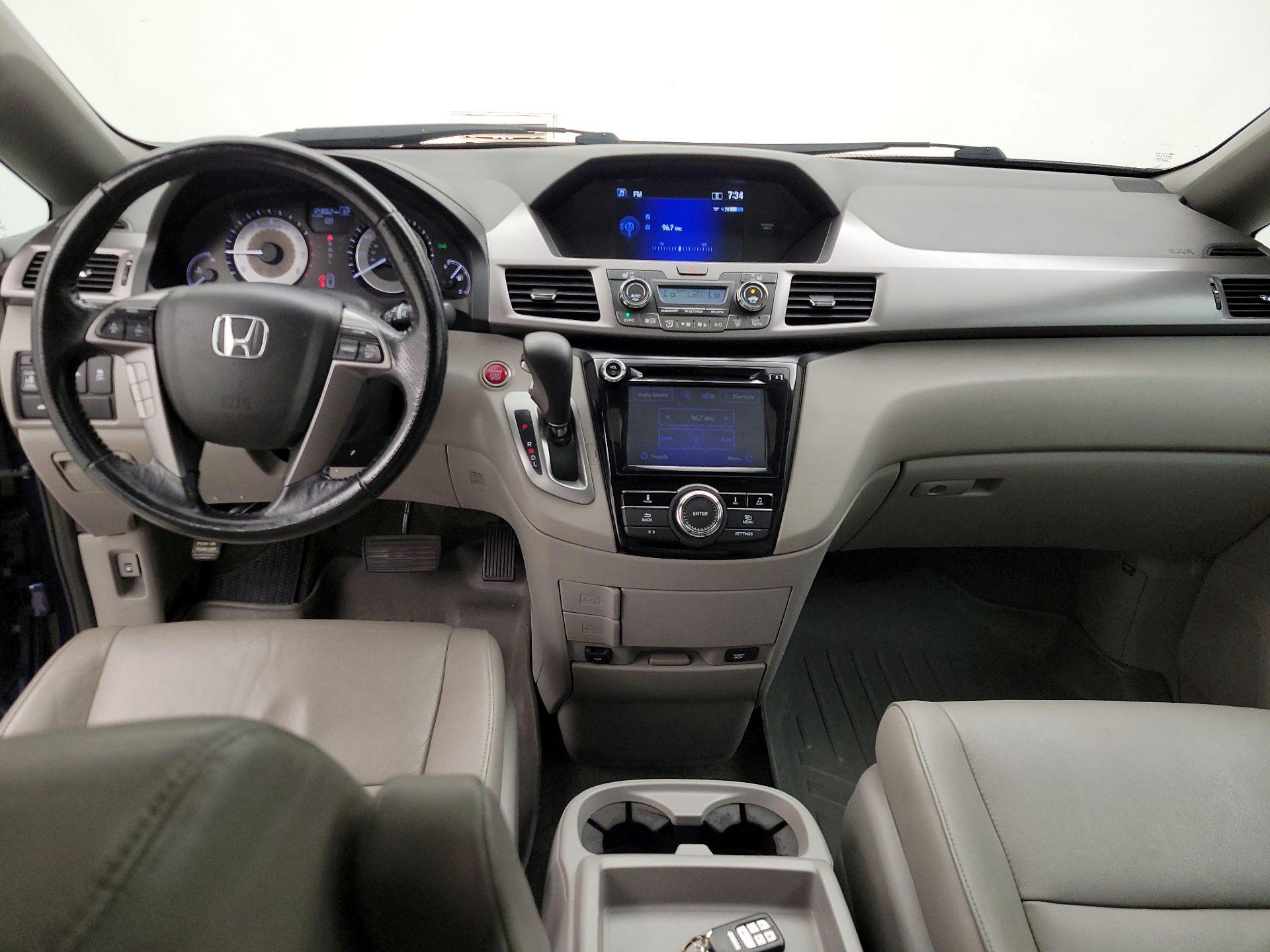 Thumbnail: 2016 Honda Odyssey - 9
