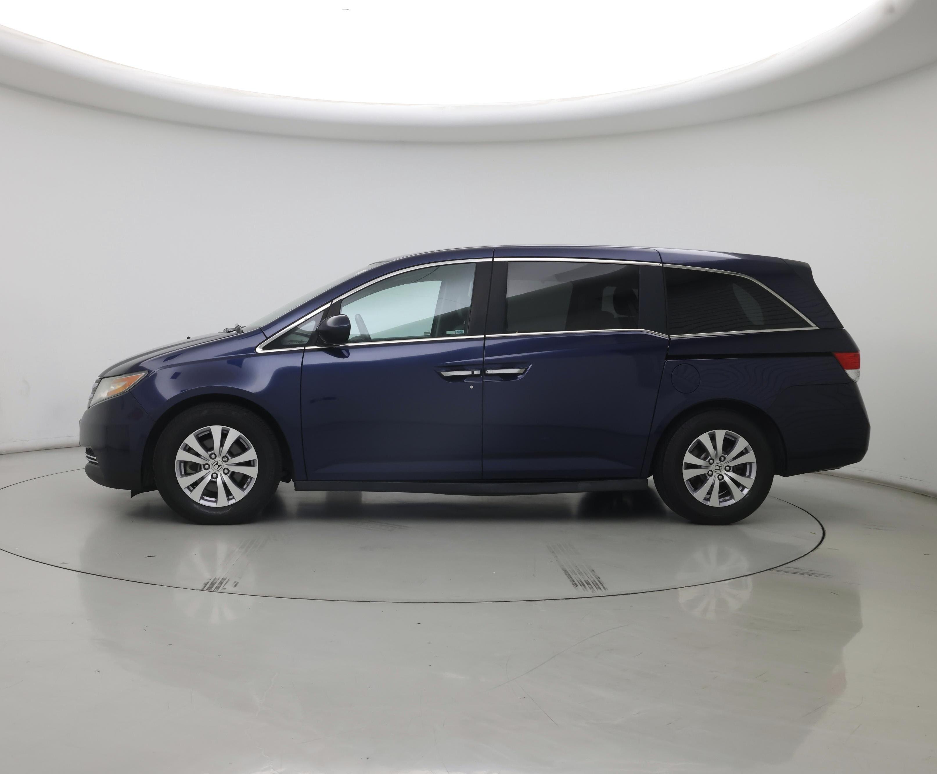 Thumbnail: 2016 Honda Odyssey - 3