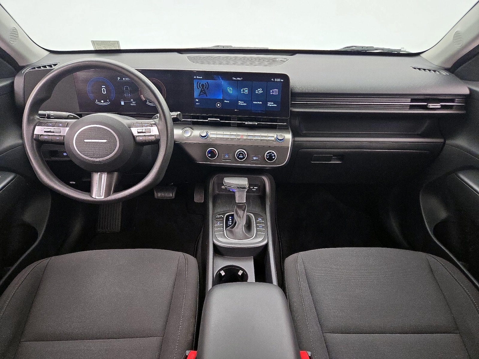 2024 Hyundai Kona SE - Photo 10