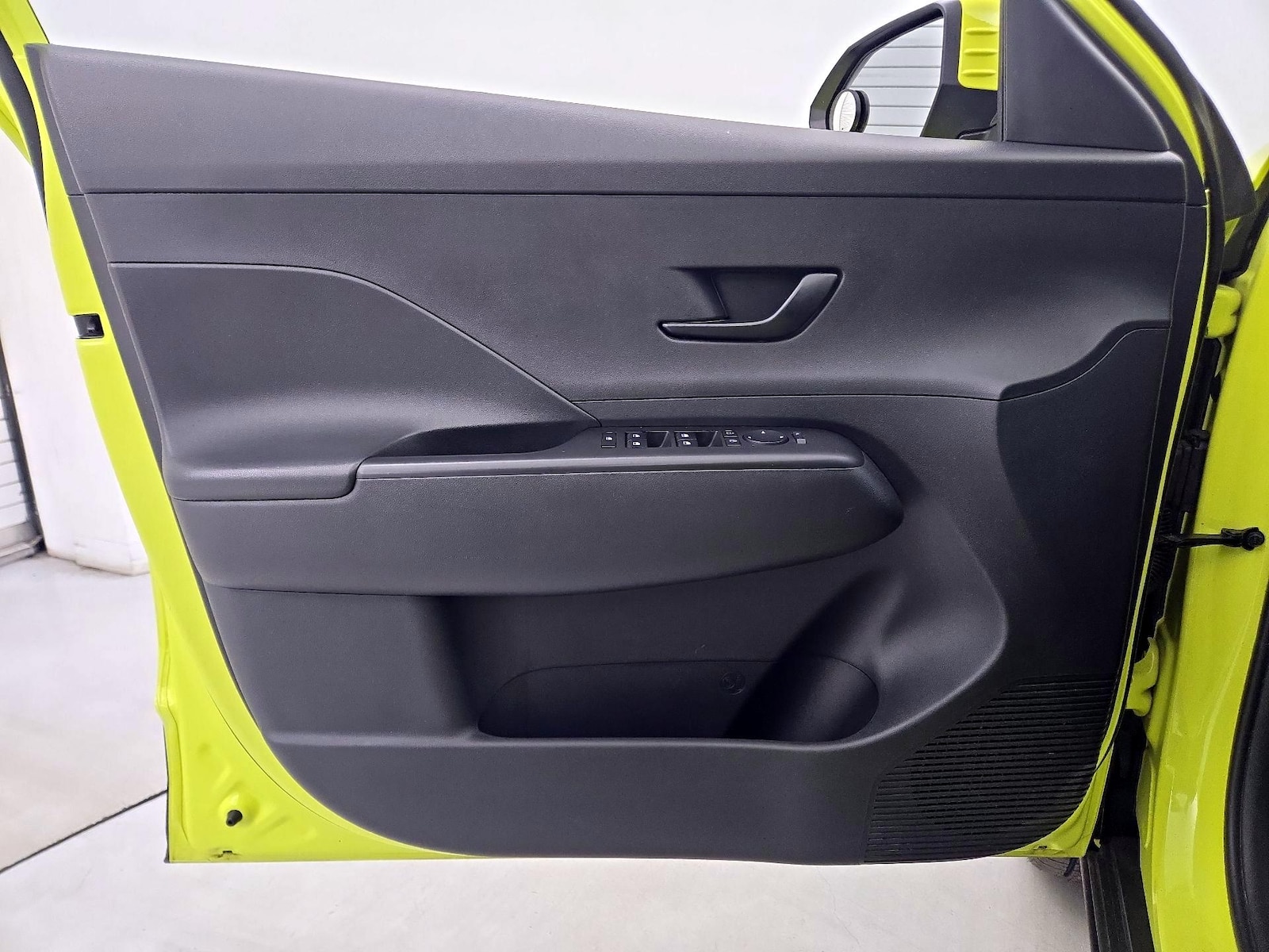 2024 Hyundai Kona SE - Photo 13
