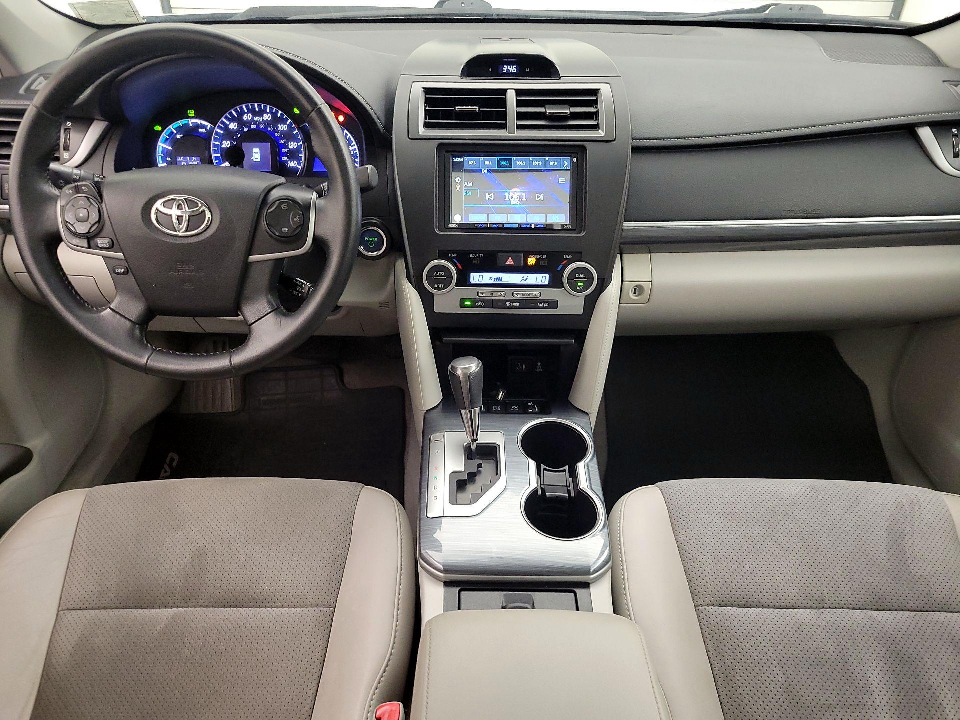 Thumbnail: 2014 Toyota Camry - 9